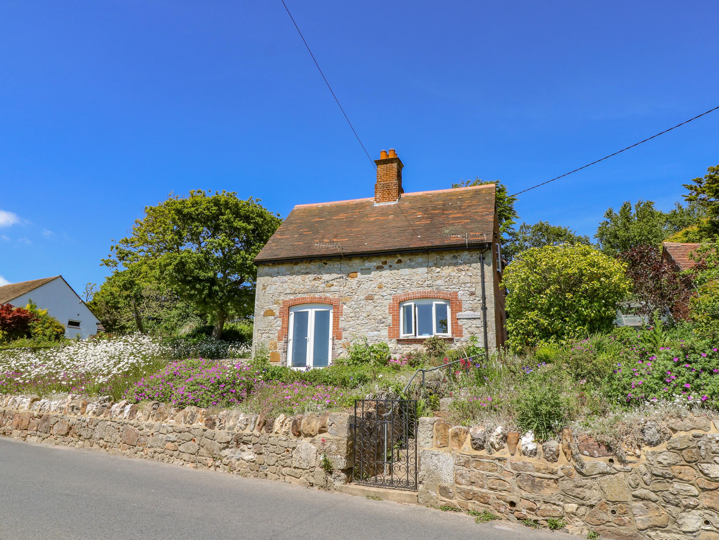 Holiday Cottage Reviews for Ladylands Cottage - Self Catering in Shorwell, Isle of Wight