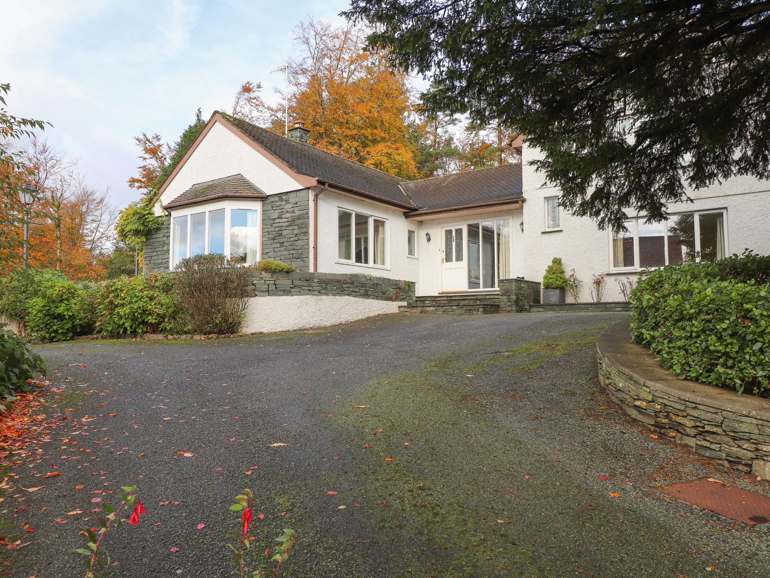 Holiday Cottage Reviews for Cedar Lodge - Holiday Cottage in Windermere, Cumbria
