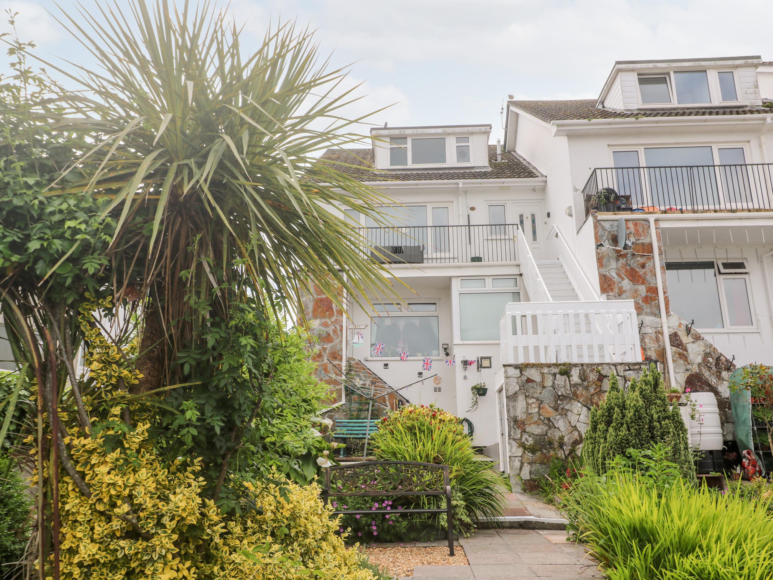Holiday Cottage Reviews for Flat 6 - Holiday Cottage in Falmouth, Cornwall Inc Scilly