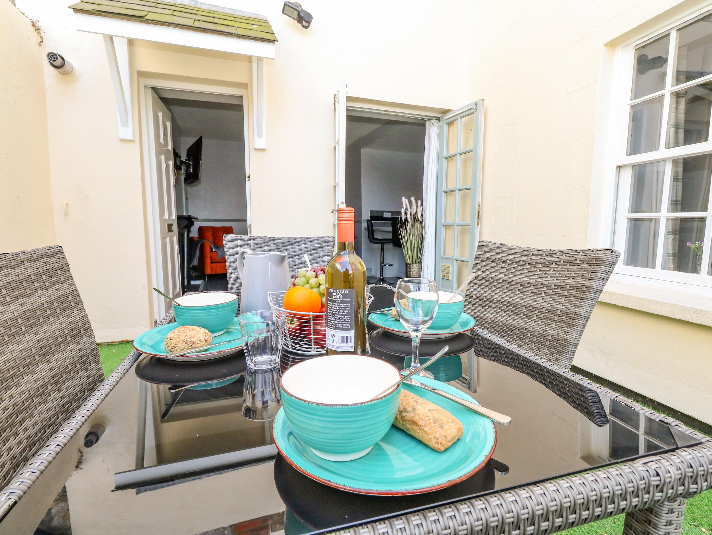 Holiday Cottage Reviews for Rodwell Hideaway - Self Catering Property in Weymouth, Dorset