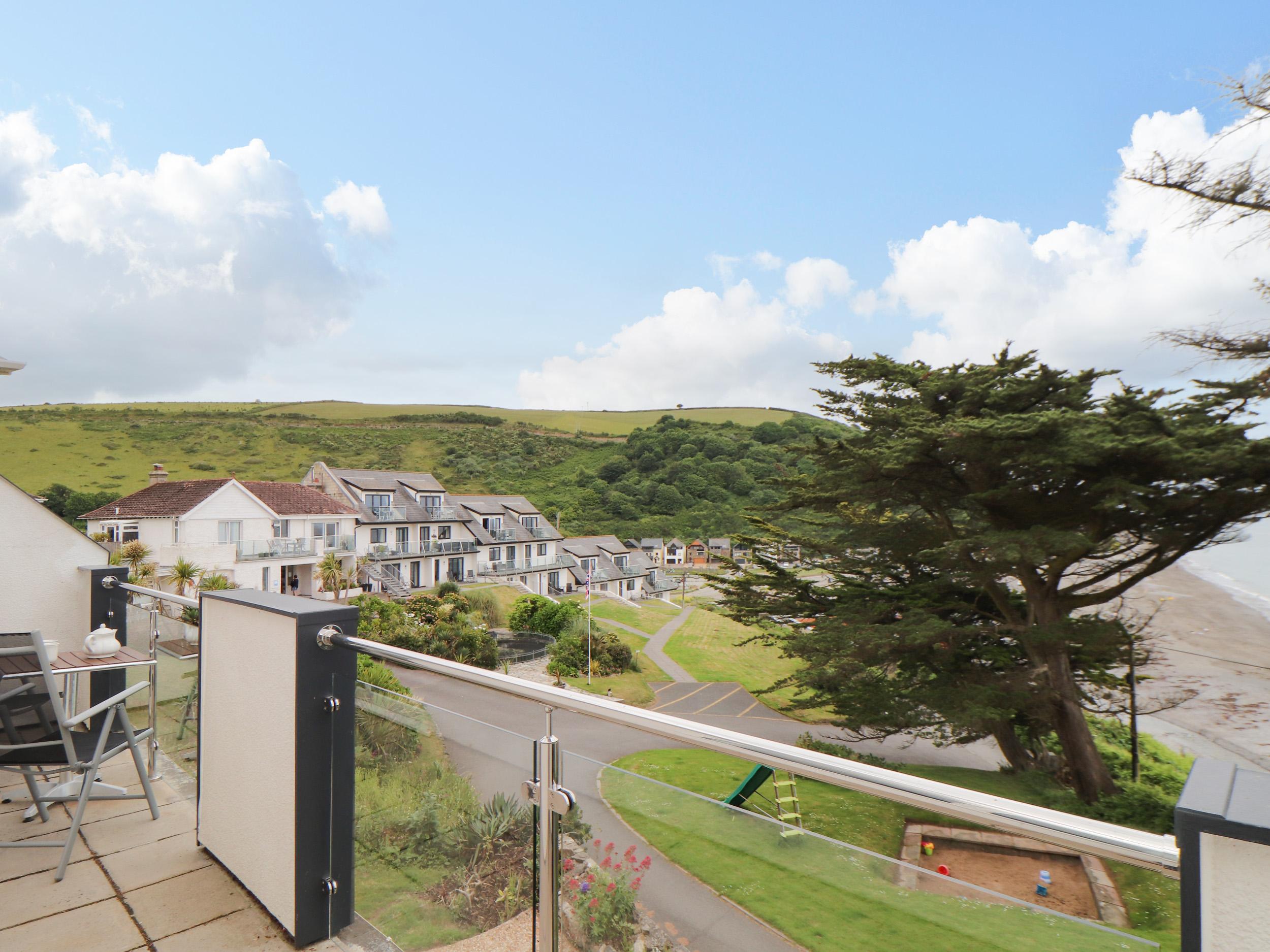 Holiday Cottage Reviews for Apartment 14 - Holiday Cottage in Looe, Cornwall Inc Scilly