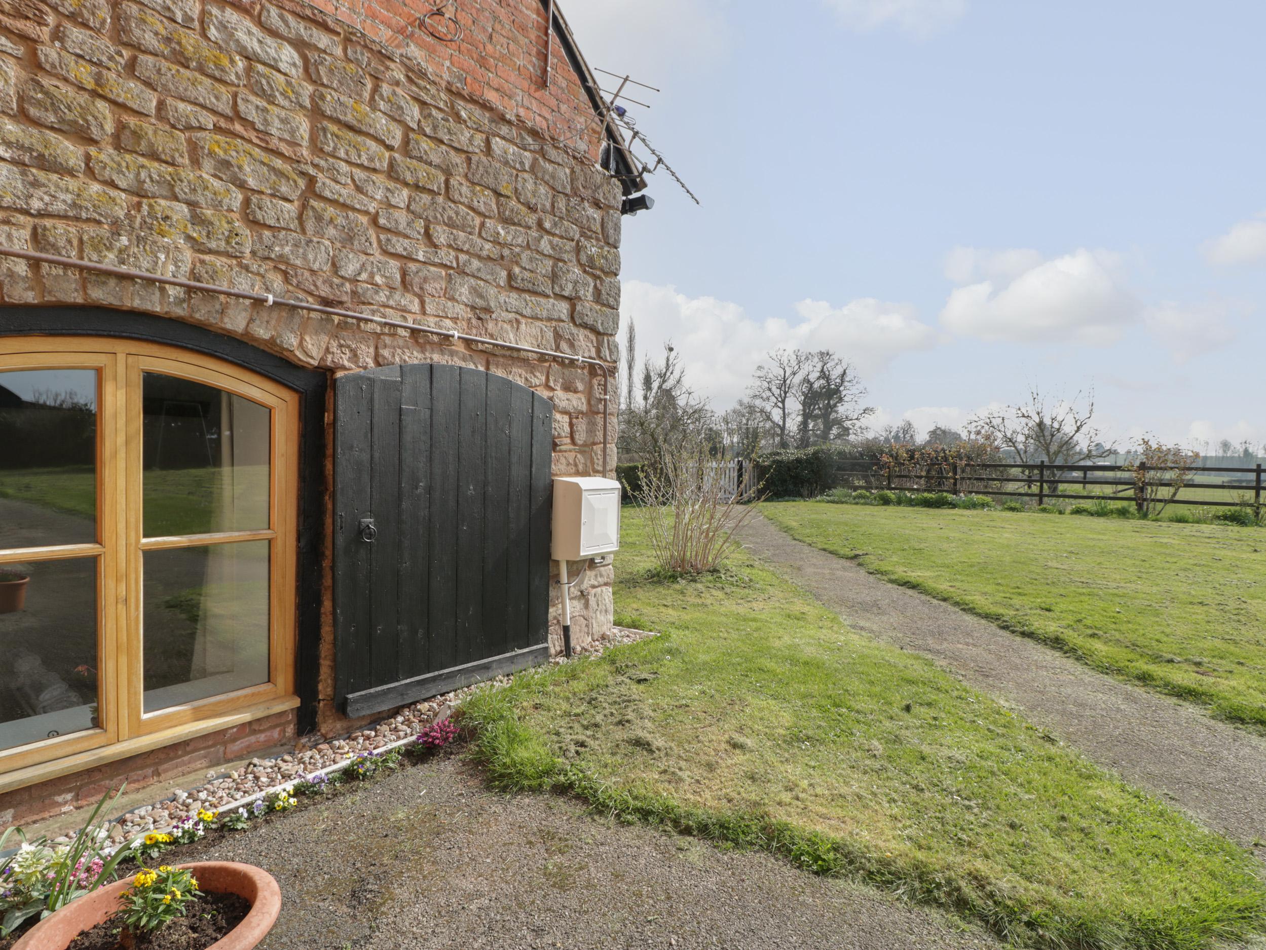 Holiday Cottage Reviews for Lower Venn Granary Apartment 1 - Self Catering in Bodenham, Herefordshire