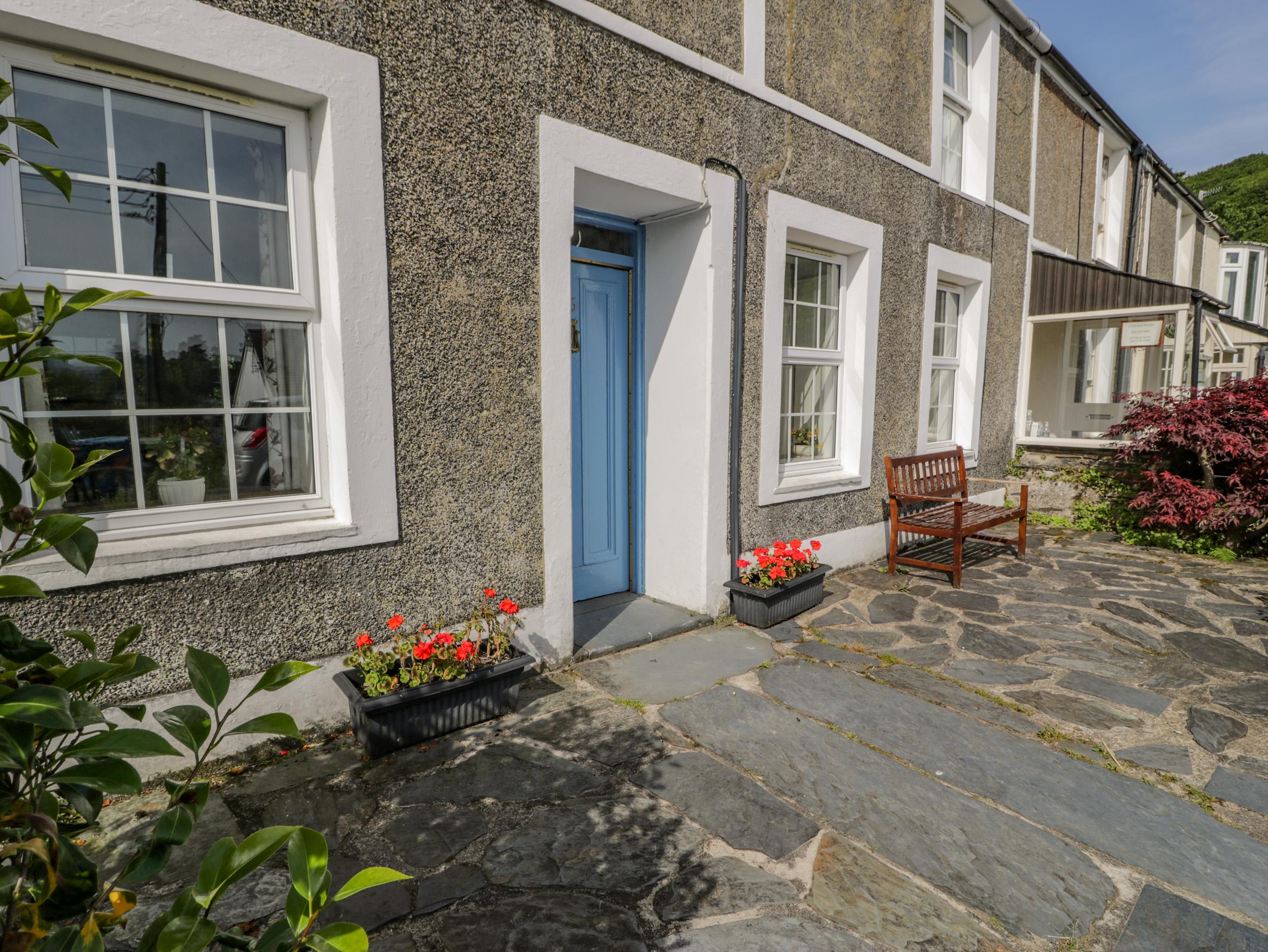 Holiday Cottage Reviews for 6 Glyn Terrace - Cottage Holiday in Porthmadog, Gwynedd