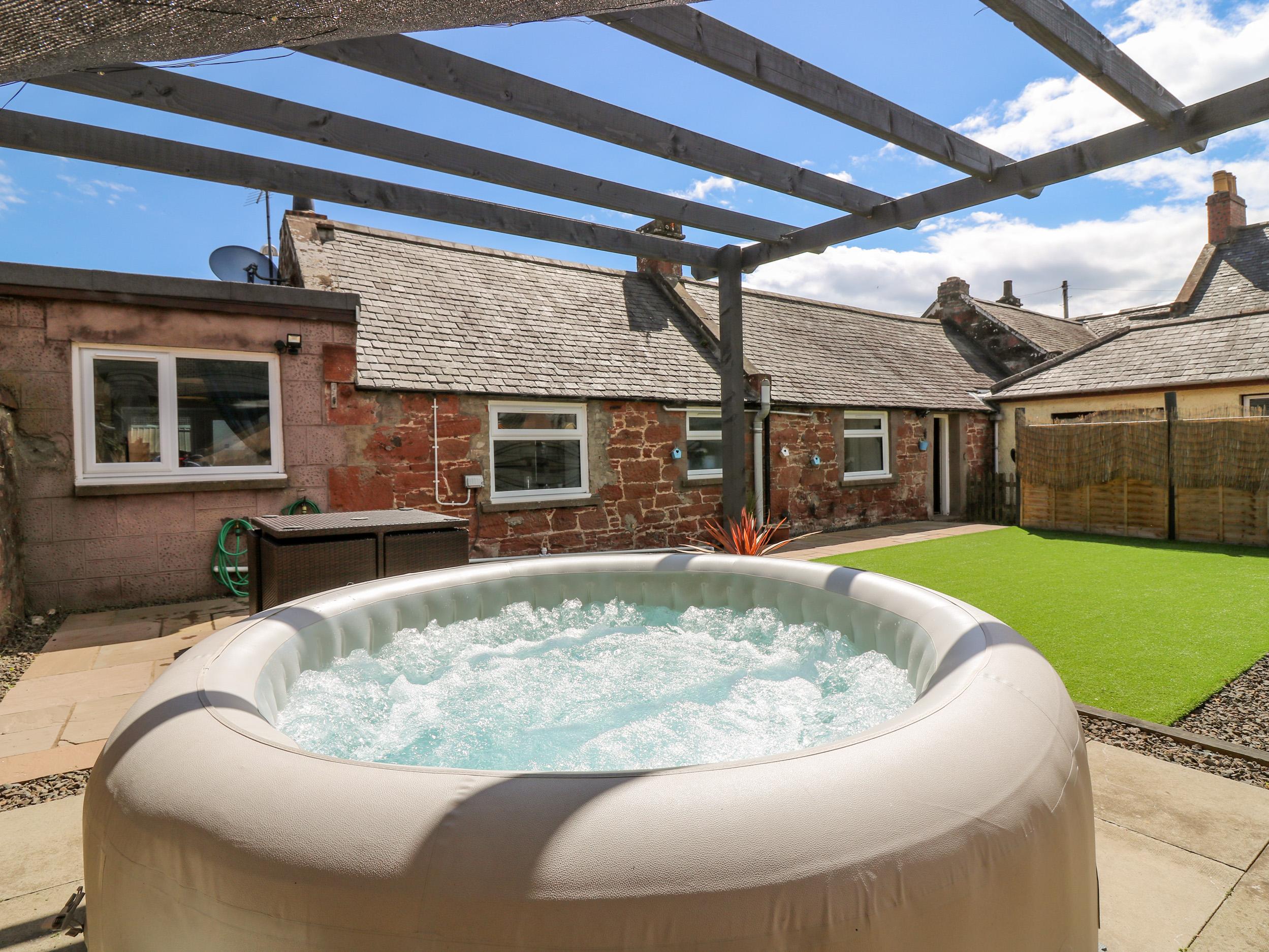 Holiday Cottage Reviews for 20 Doune Cottage - Holiday Cottage in Edzell, Angus