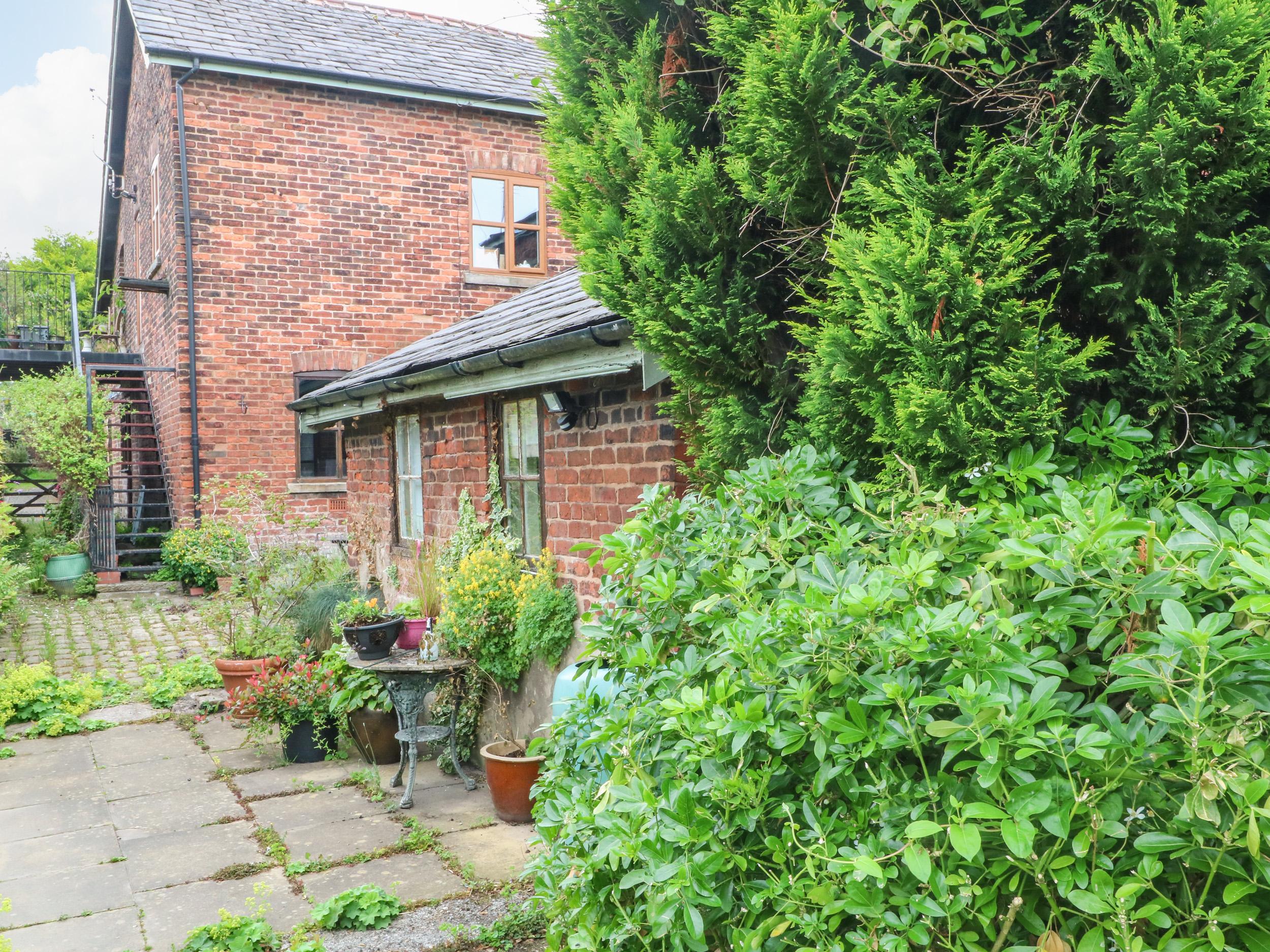 Holiday Cottage Reviews for Eaves Farm - Holiday Cottage in Frodsham, Cheshire