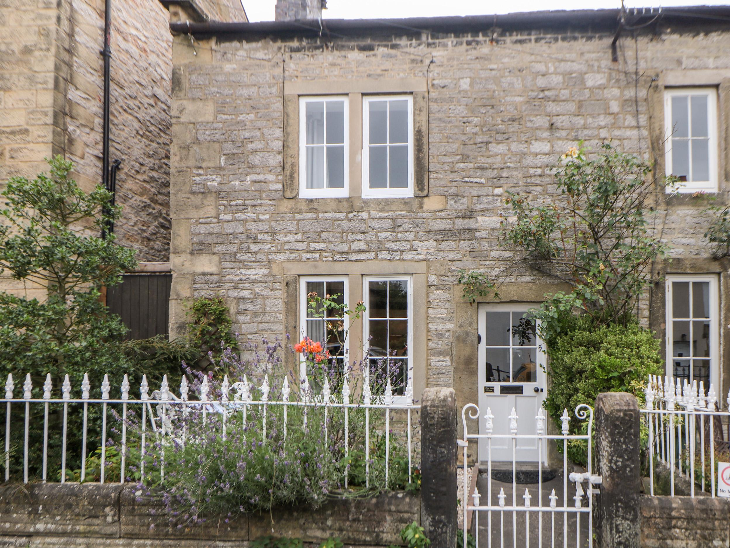 Holiday Cottage Reviews for White Swan Cottage - Cottage Holiday in Youlgreave, Derbyshire
