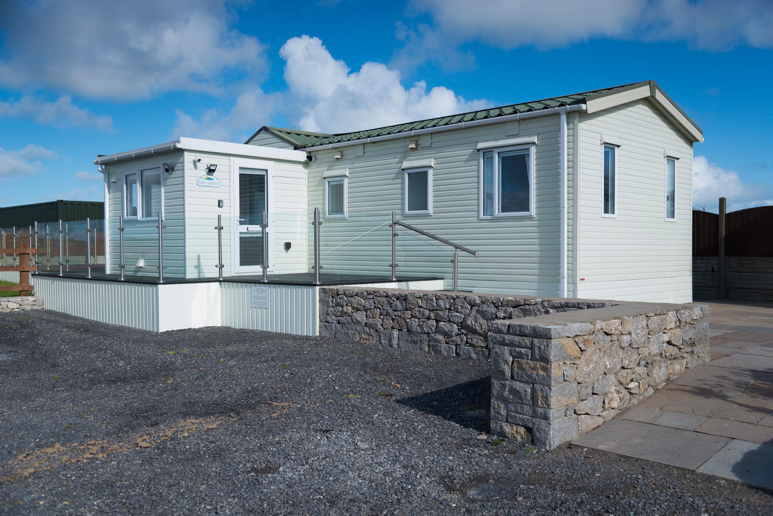 Holiday Cottage Reviews for The Lodge - Holiday Cottage in Amlwch, Isle of Anglesey