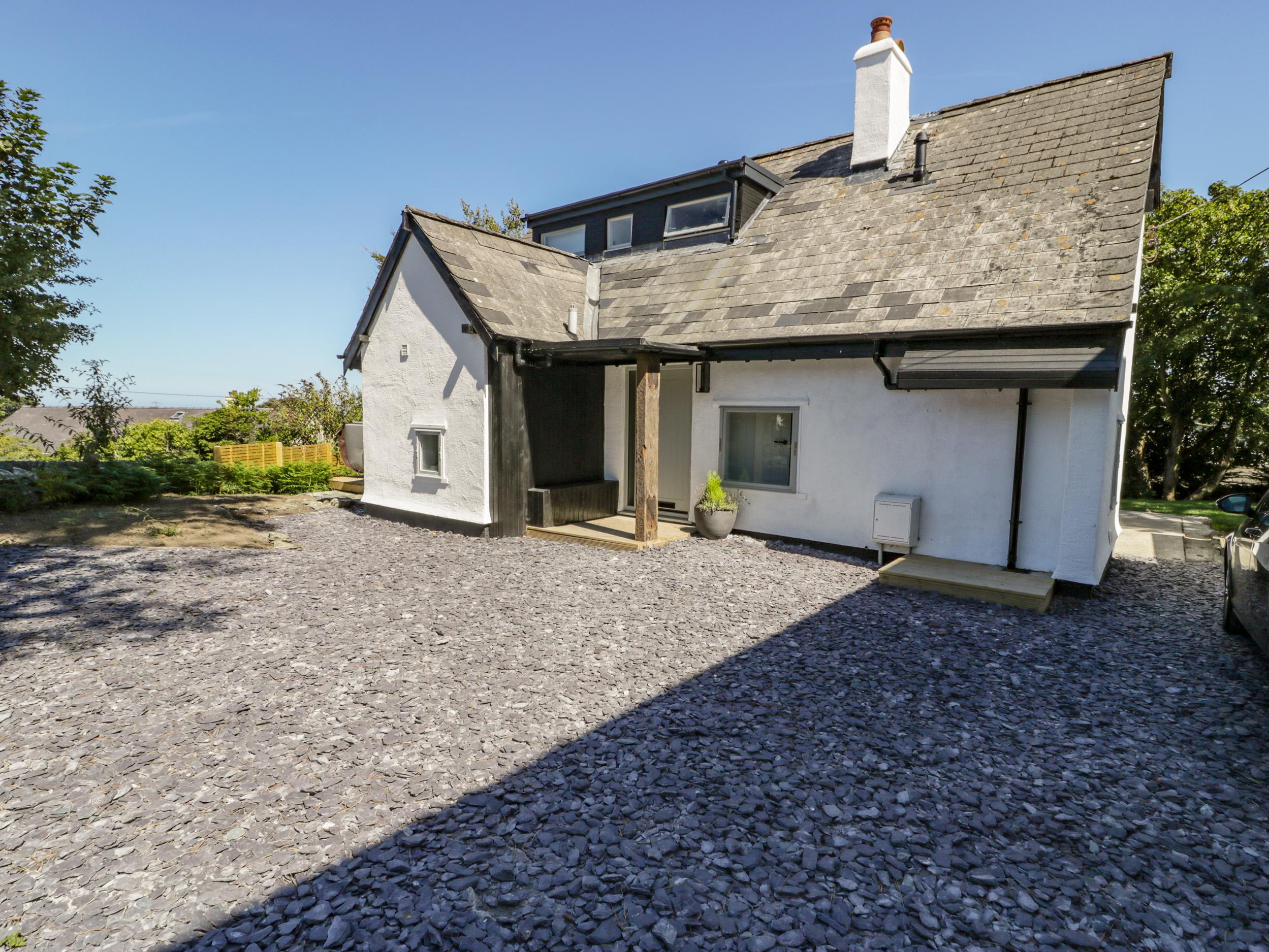 Holiday Cottage Reviews for The Cottage - Holiday Cottage in Amlwch, Isle of Anglesey