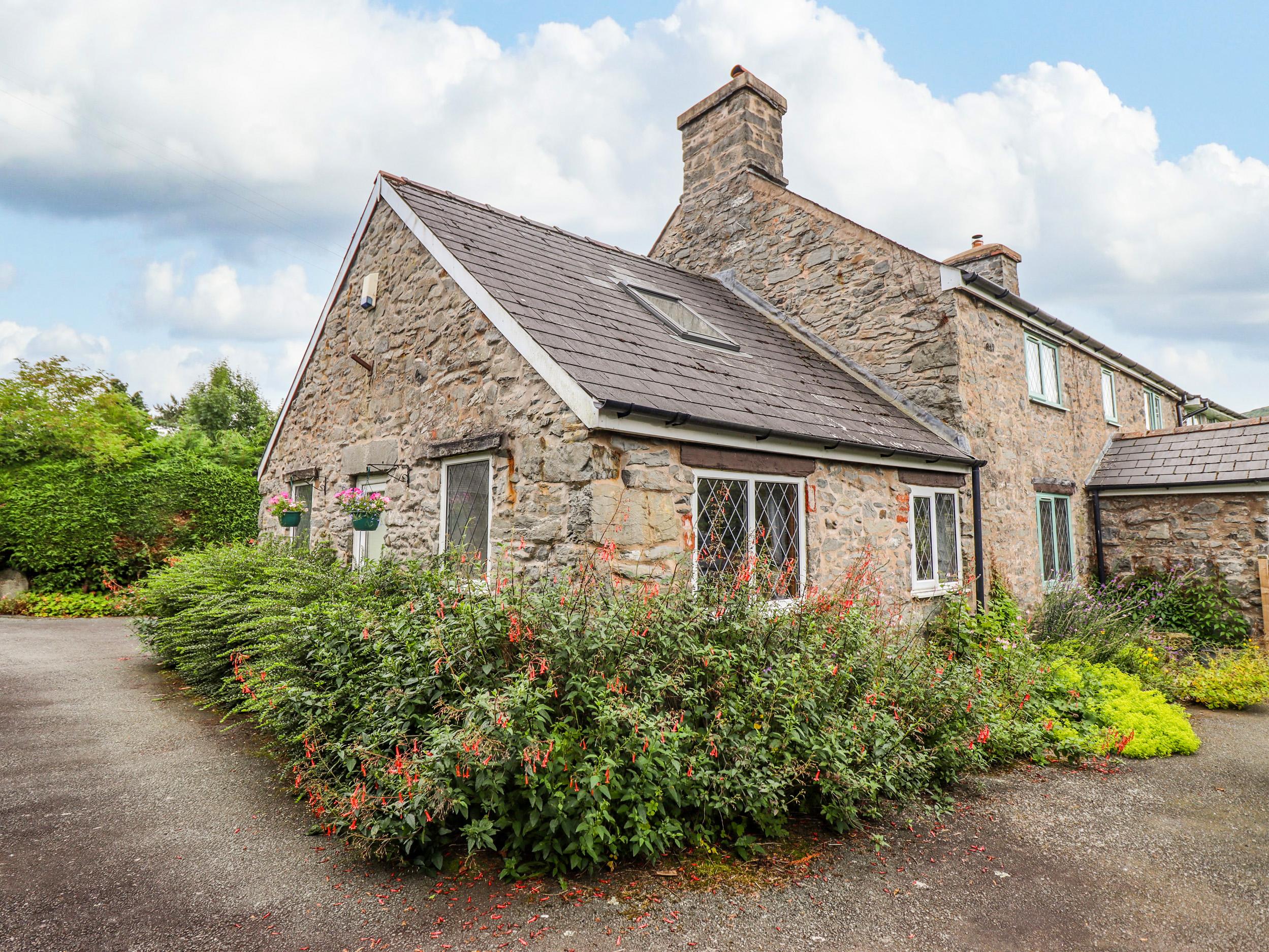 Holiday Cottage Reviews for Yr Hen Efail - Holiday Cottage in Welshpool, Powys