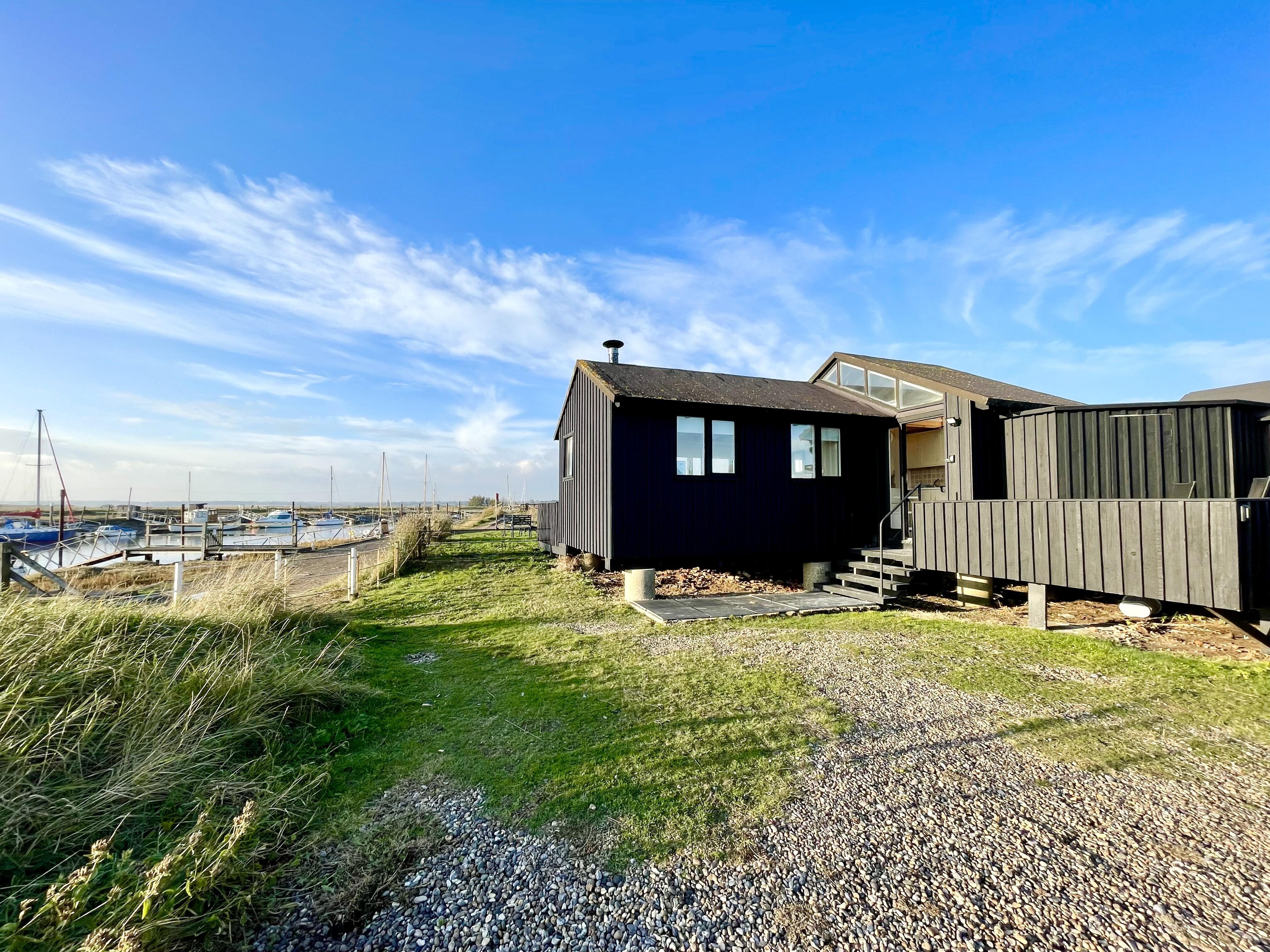Holiday Cottage Reviews for The Old Fisherman's Hut - Holiday Cottage in Southwold, Suffolk