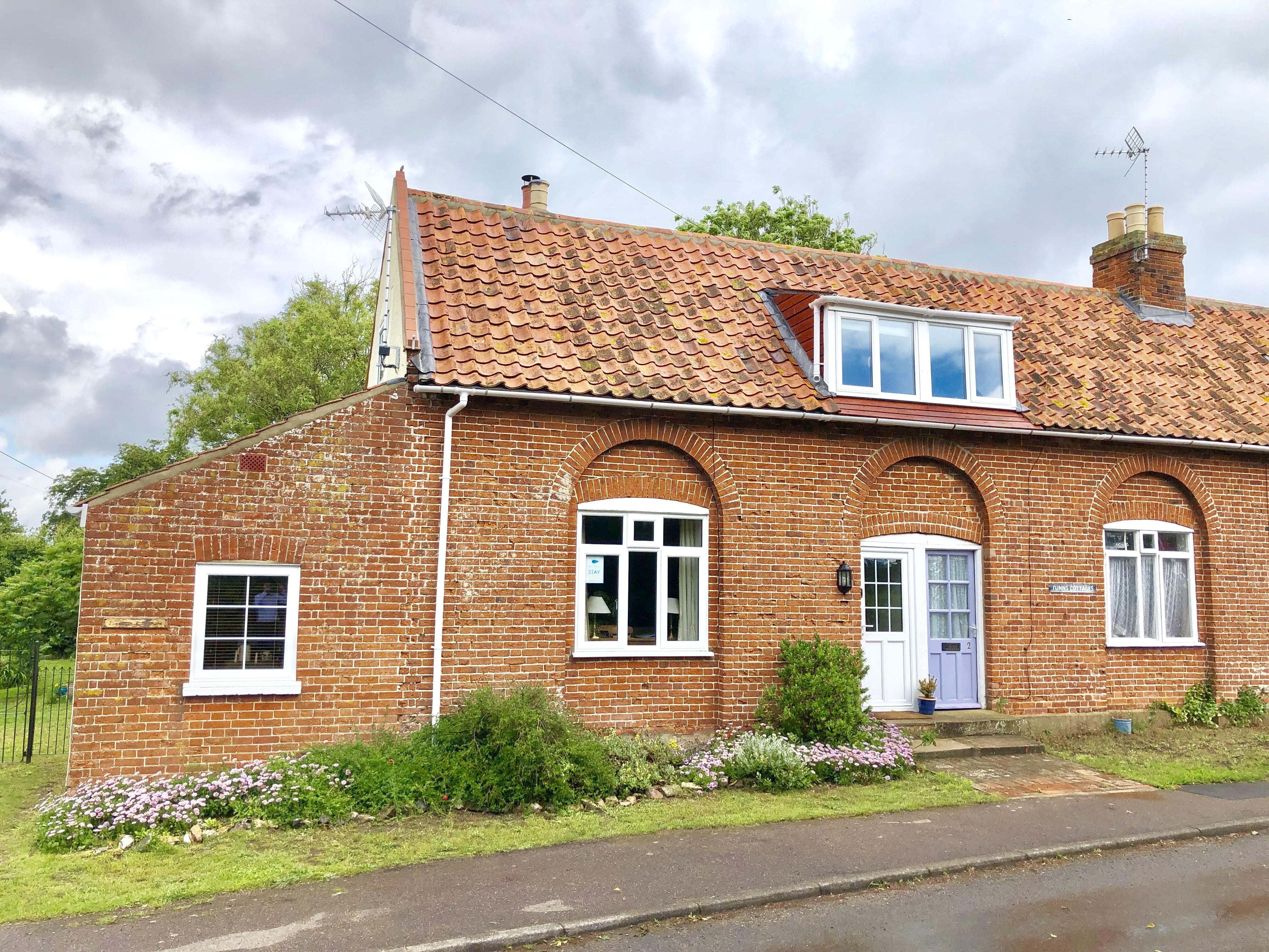 Holiday Cottage Reviews for 1 Tunns Cottages - Self Catering in Beccles, Suffolk