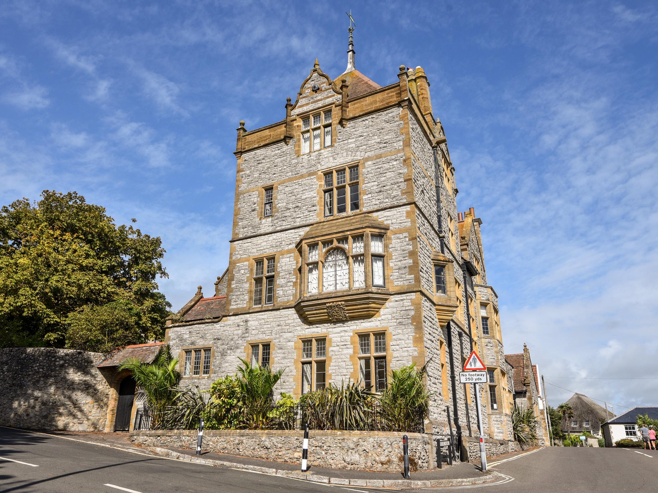 Holiday Cottage Reviews for 3 Coram Tower - Holiday Cottage in Lyme Regis, Dorset