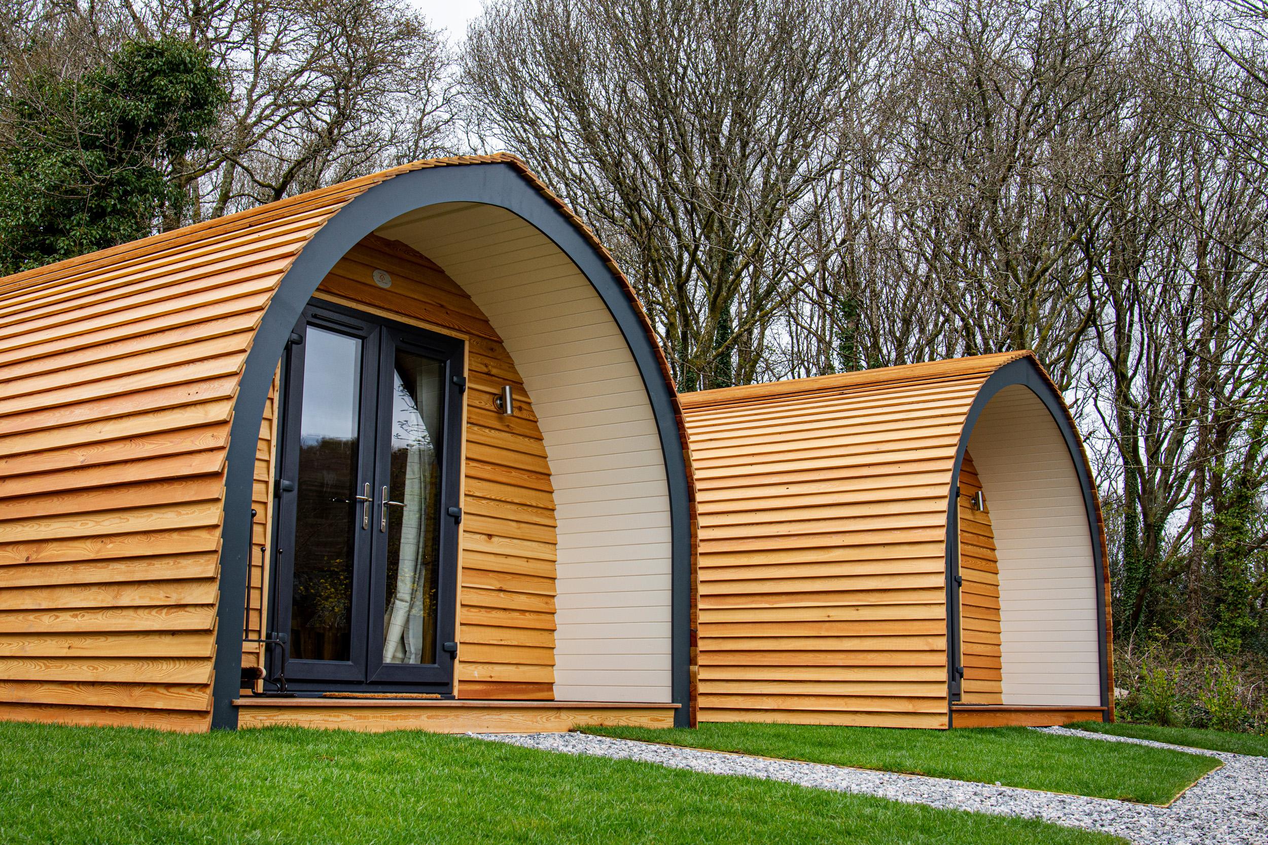 Holiday Cottage Reviews for Polgooth Inn Glamping Pod 2 - Self Catering in St Austell, Cornwall Inc Scilly