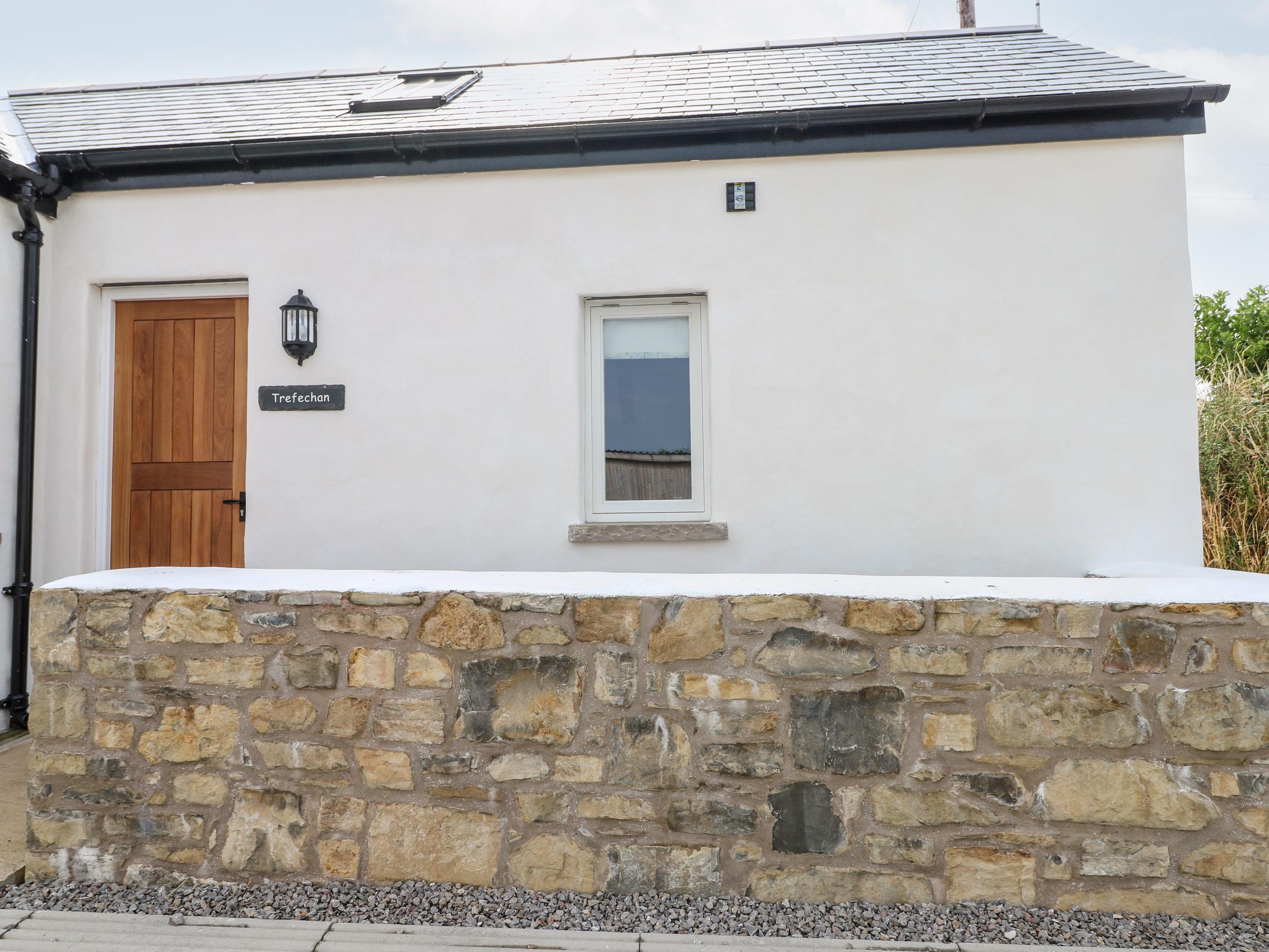Holiday Cottage Reviews for Trefechan - 4 Plough & Harrow - Holiday Cottage in Llantwit Major, Vale of Glamorgan