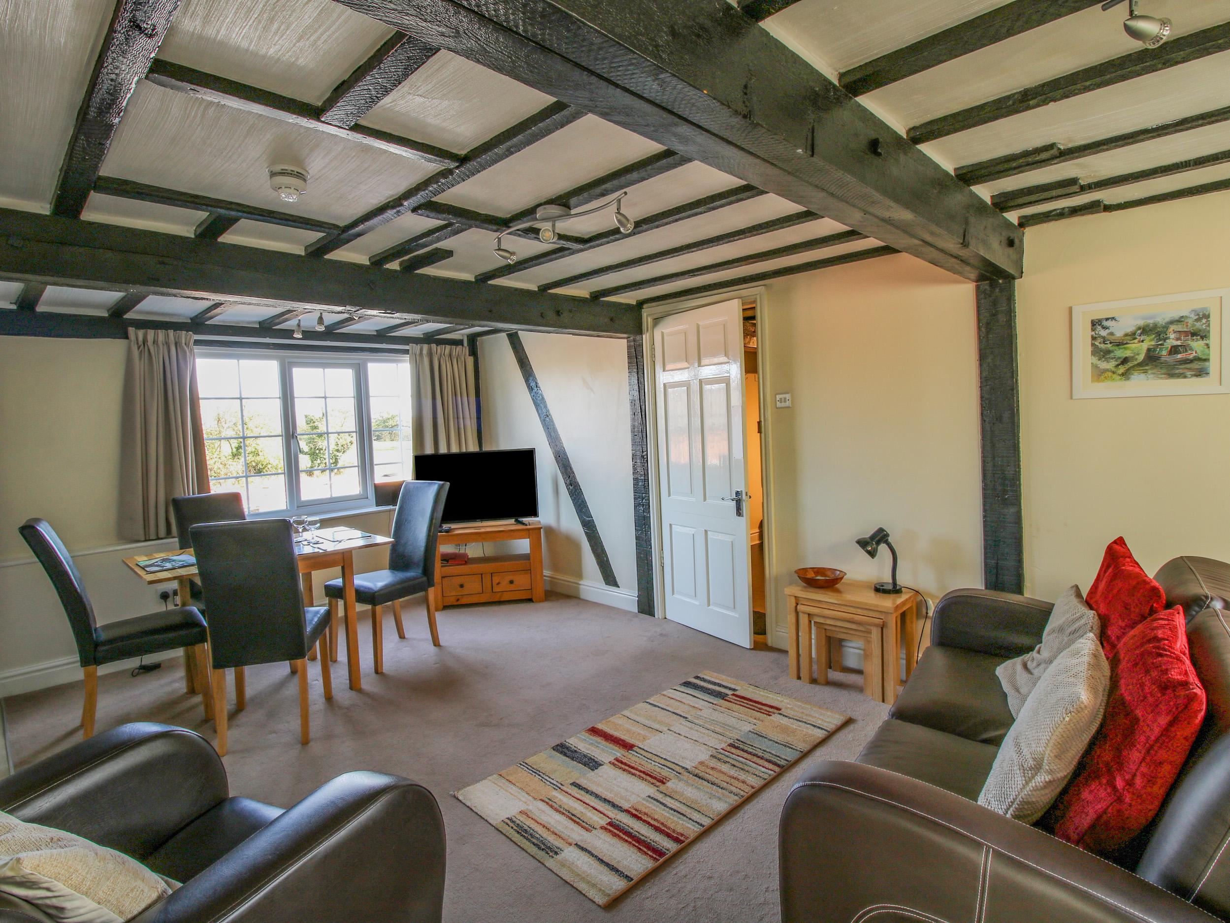 Holiday Cottage Reviews for The Grain Store - Holiday Cottage in Nantwich, Cheshire