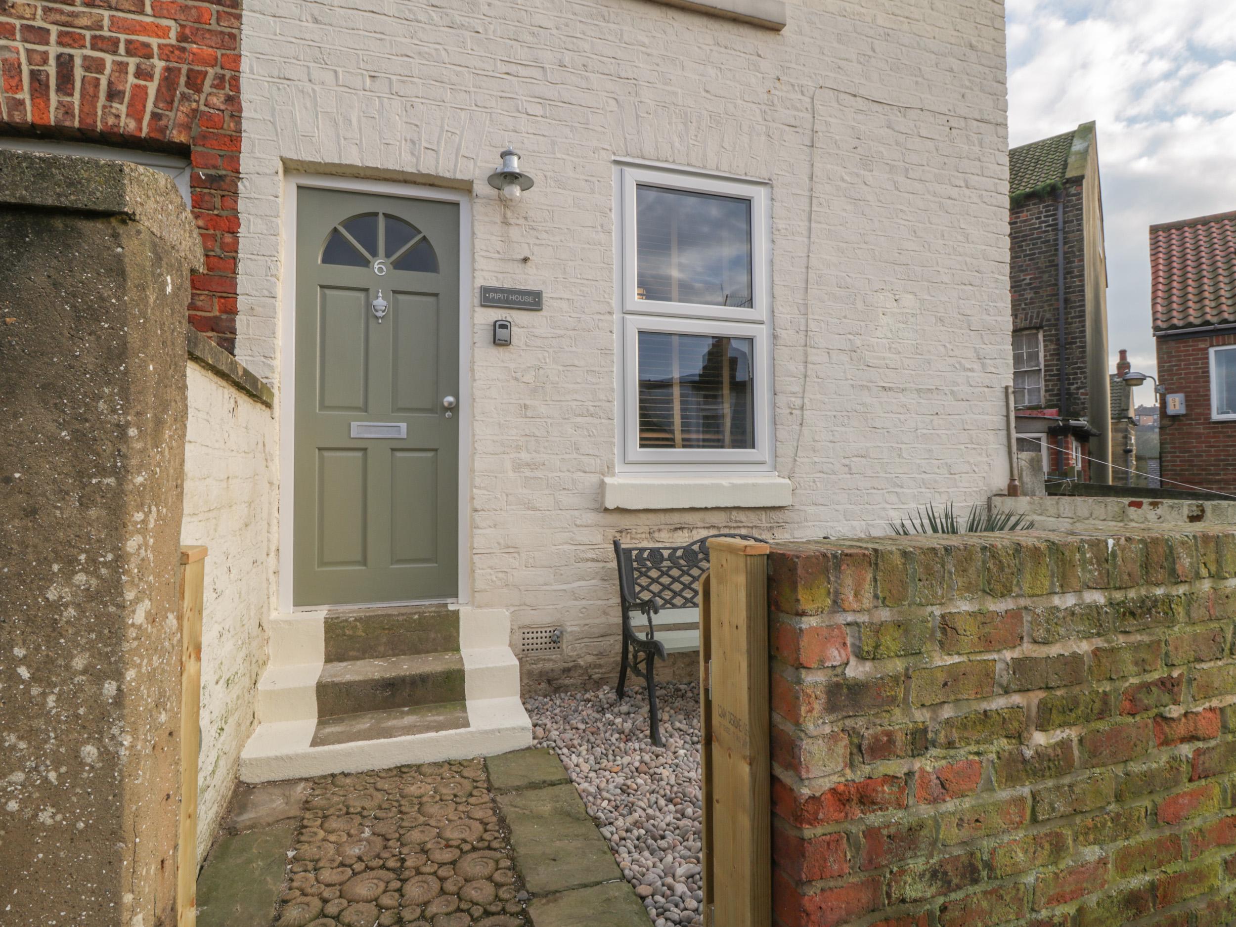 Holiday Cottage Reviews for Pipit House - Holiday Cottage in Whitby, North Yorkshire