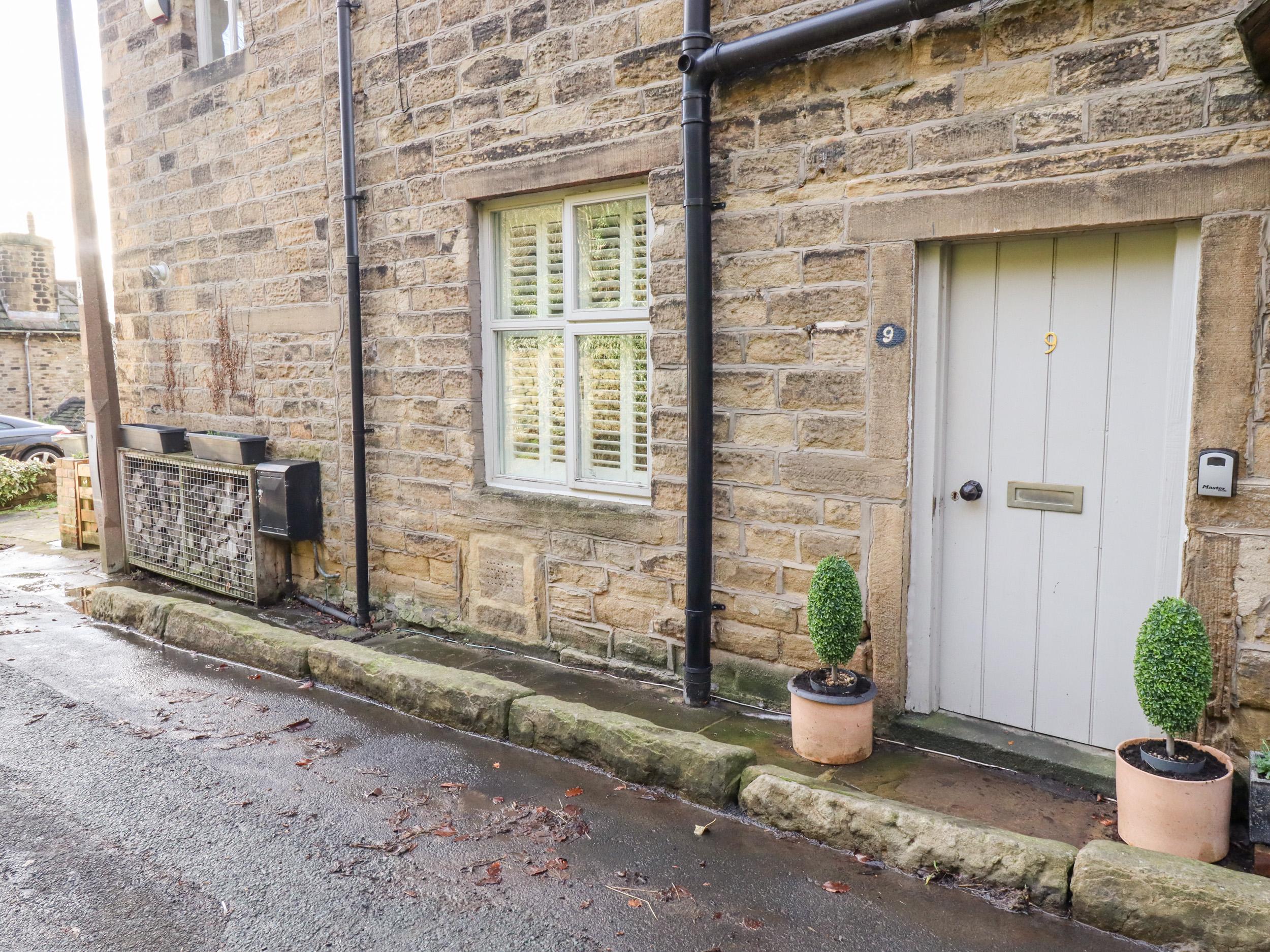 Holiday Cottage Reviews for 9 Peasacre - Holiday Cottage in Bradford, West Yorkshire