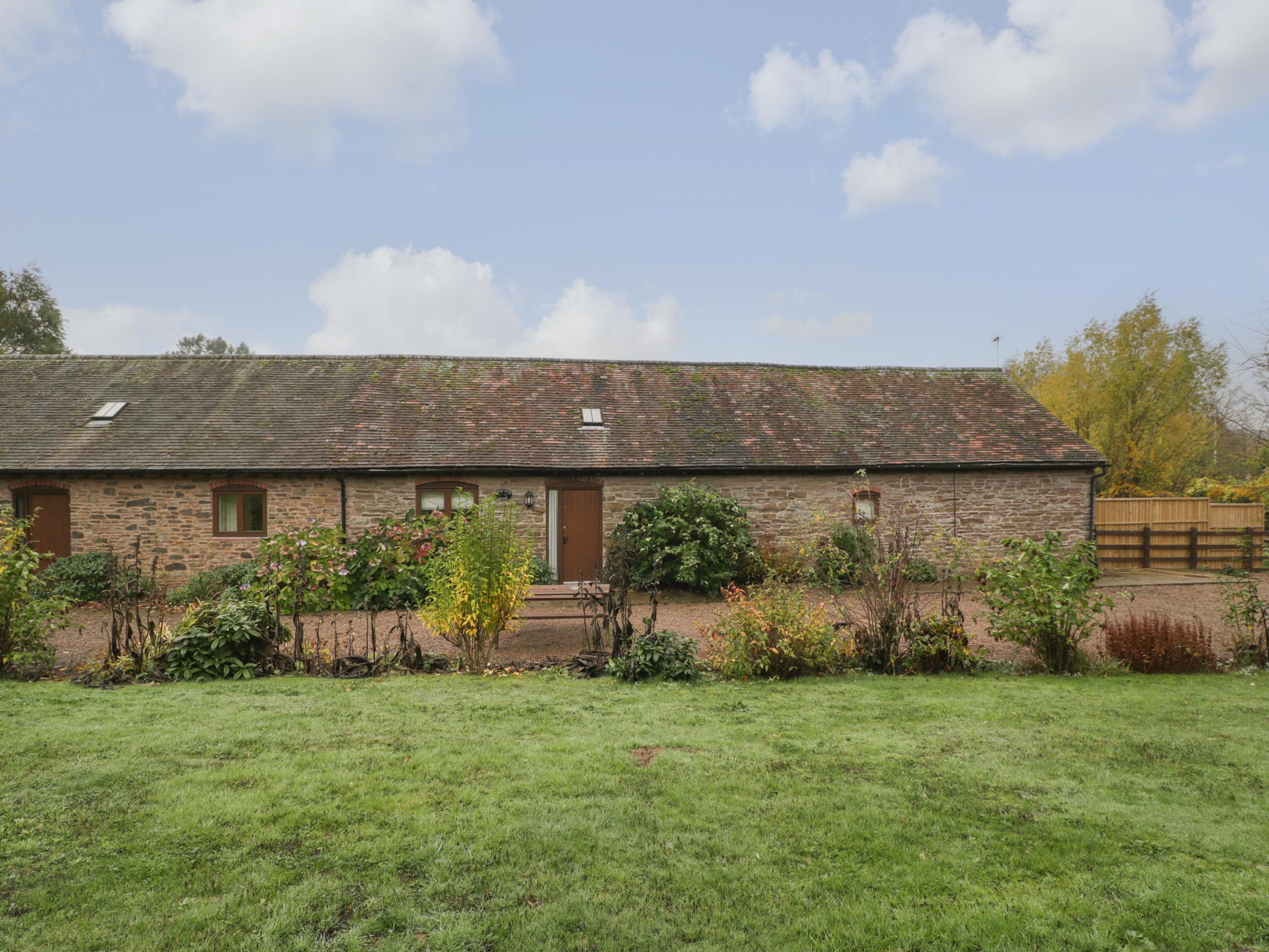 Holiday Cottage Reviews for Clover Patch Cottage - Holiday Cottage in  Worcester, Worcestershire