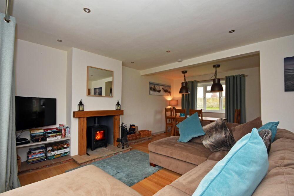 Holiday Cottage Reviews for Prima Cottage - Self Catering Property in Beadnell, Northumberland