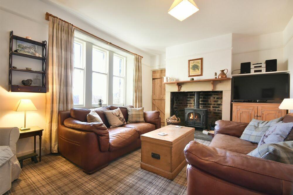 Holiday Cottage Reviews for Whistlewood - Cottage Holiday in Bamburgh, Northumberland