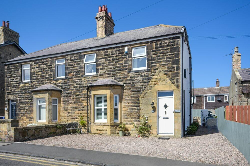 Holiday Cottage Reviews for Anchor Cottage - Cottage Holiday in Seahouses, Northumberland