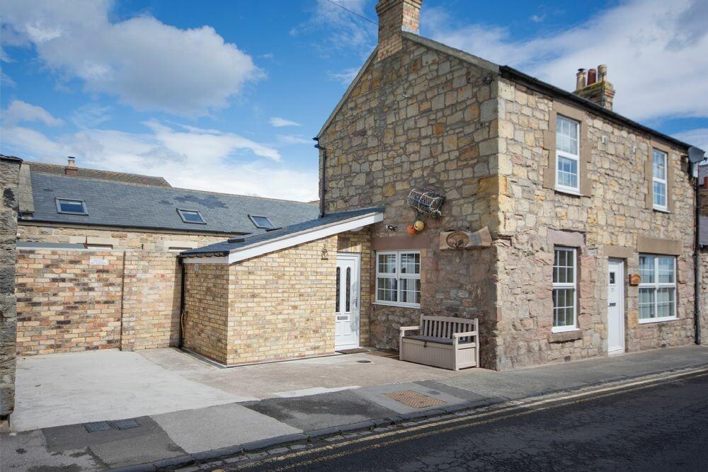 Holiday Cottage Reviews for Lobster Pot Cottage - Holiday Cottage in Seahouses, Northumberland