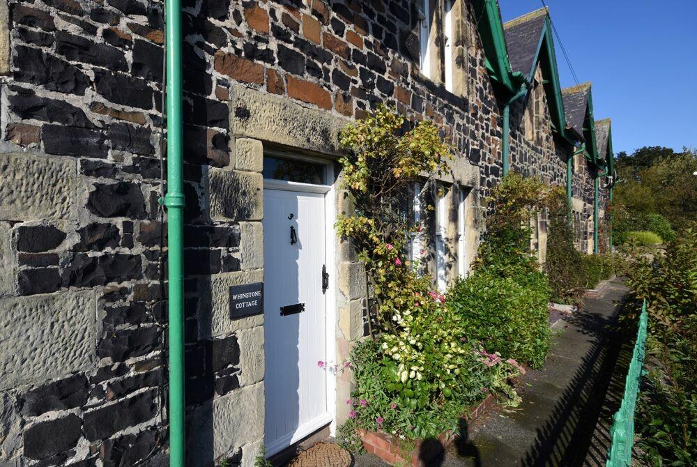Holiday Cottage Reviews for Whinstone  - Self Catering Property in Bamburgh, Northumberland