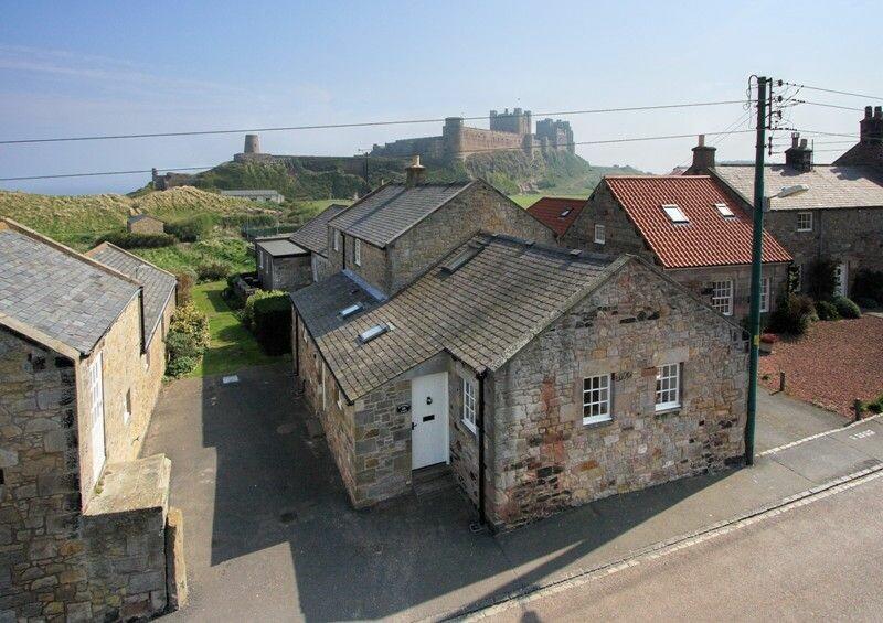 Holiday Cottage Reviews for Wynding Down - Holiday Cottage in Bamburgh, Northumberland