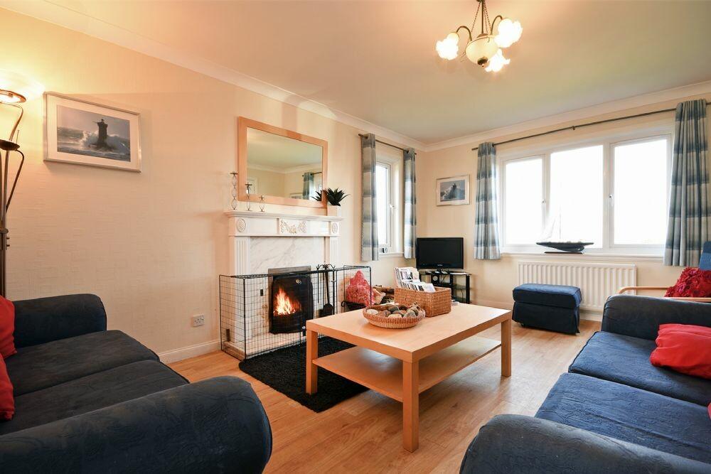 Holiday Cottage Reviews for Rathowen - Self Catering Property in Beadnell, Northumberland
