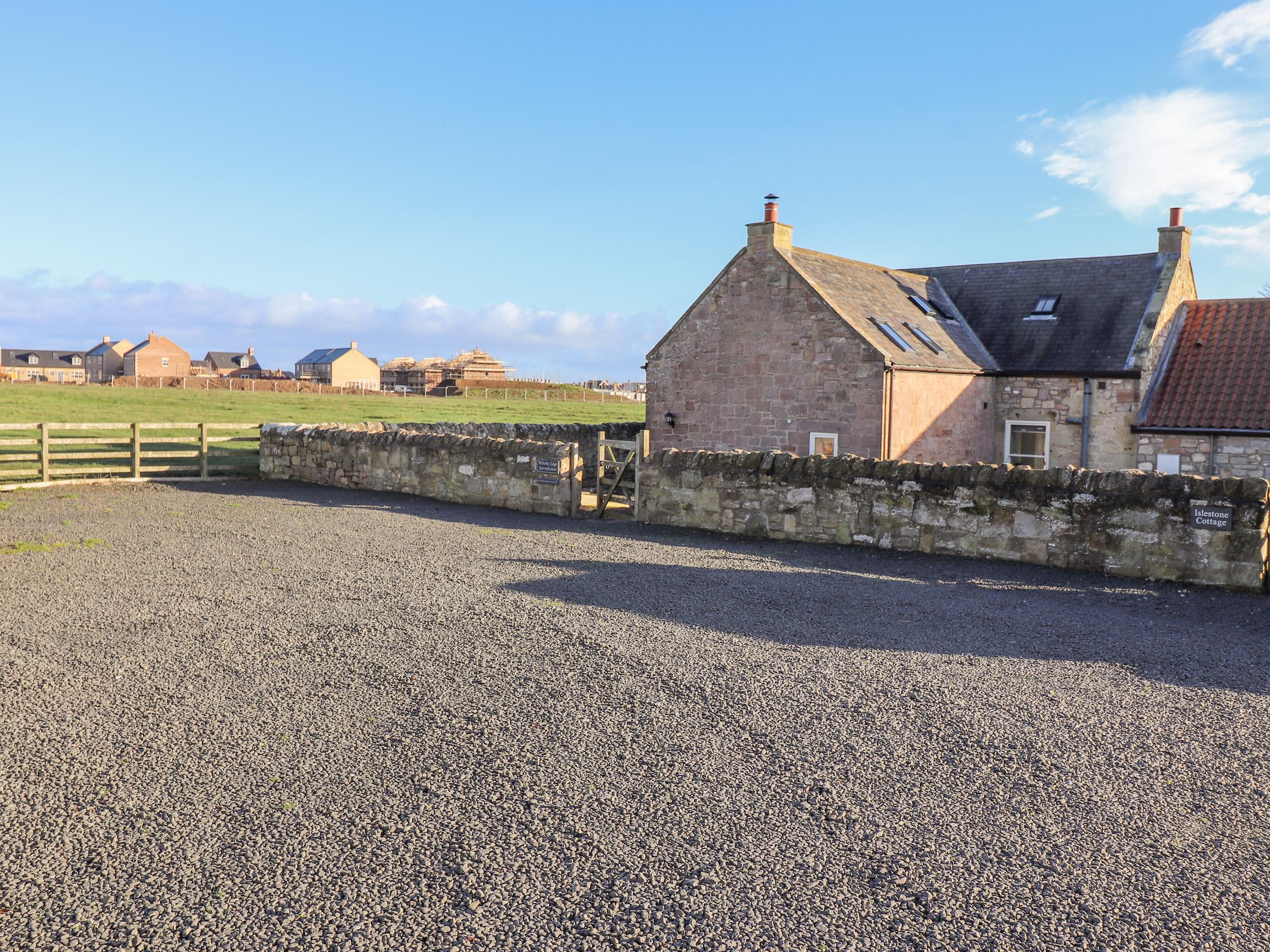 Holiday Cottage Reviews for Windy Edge Farmhouse - Holiday Cottage in Beadnell, Northumberland