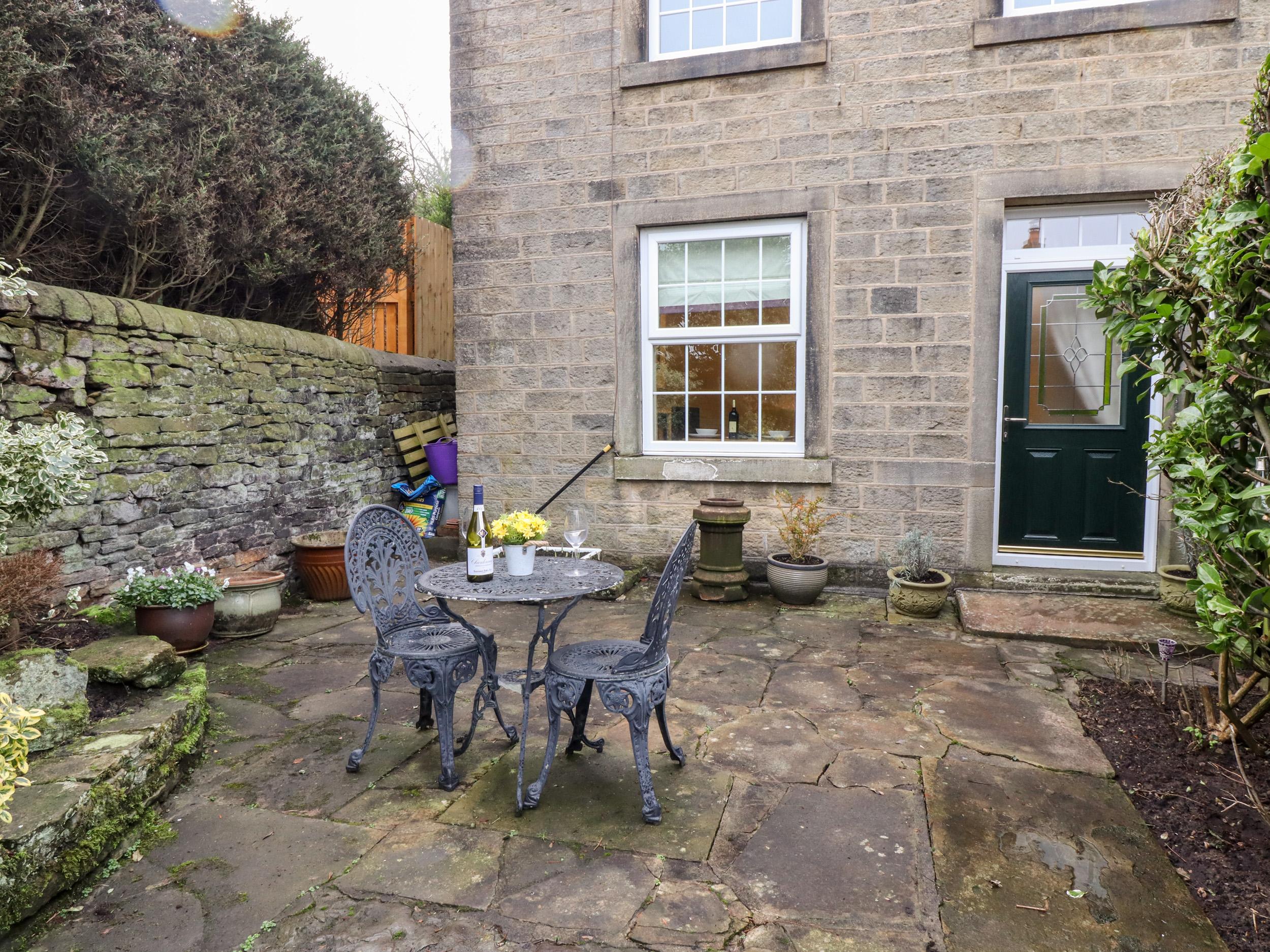 Holiday Cottage Reviews for Lavender Cottage - Holiday Cottage in Holmfirth, West Yorkshire