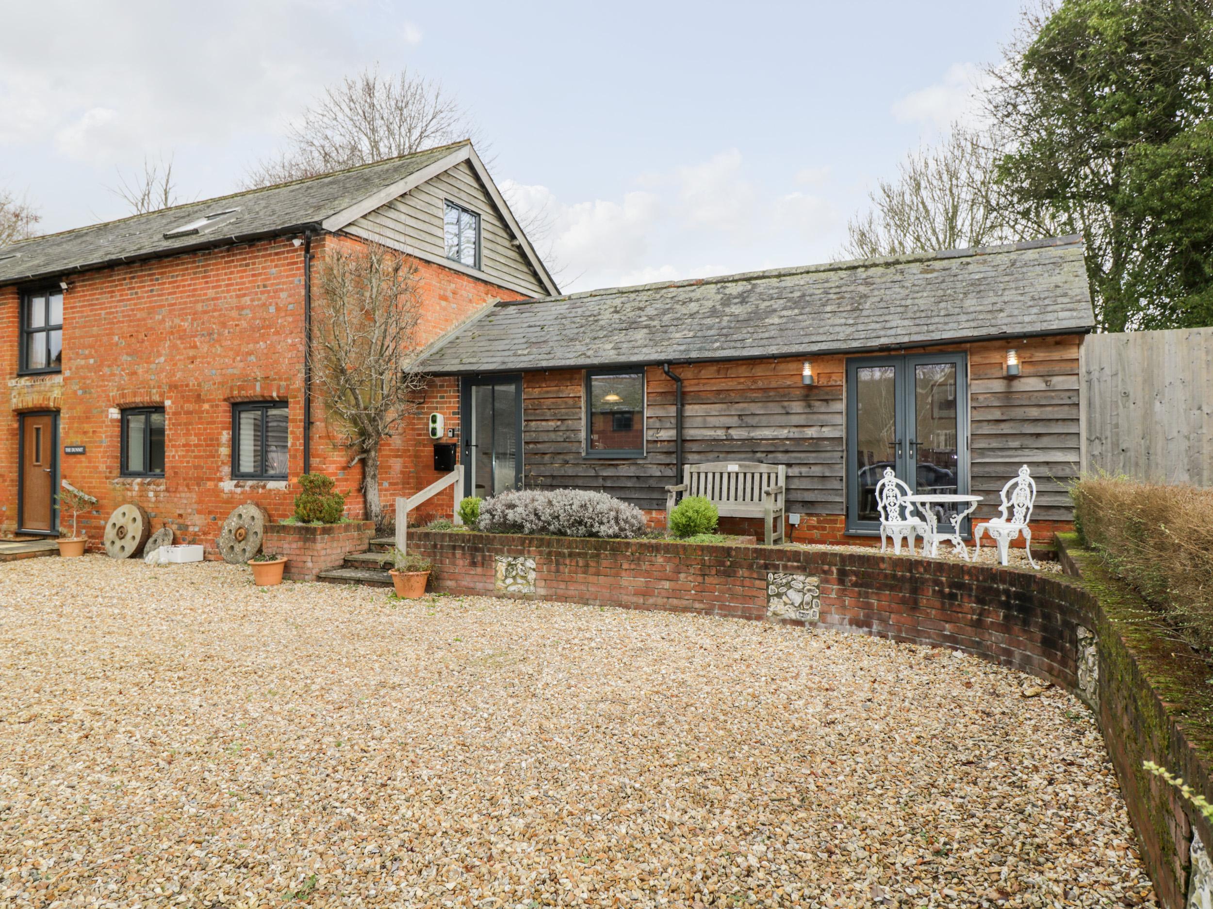 Holiday Cottage Reviews for The Dunnit@Manor Farm - Holiday Cottage in Romsey, Hampshire