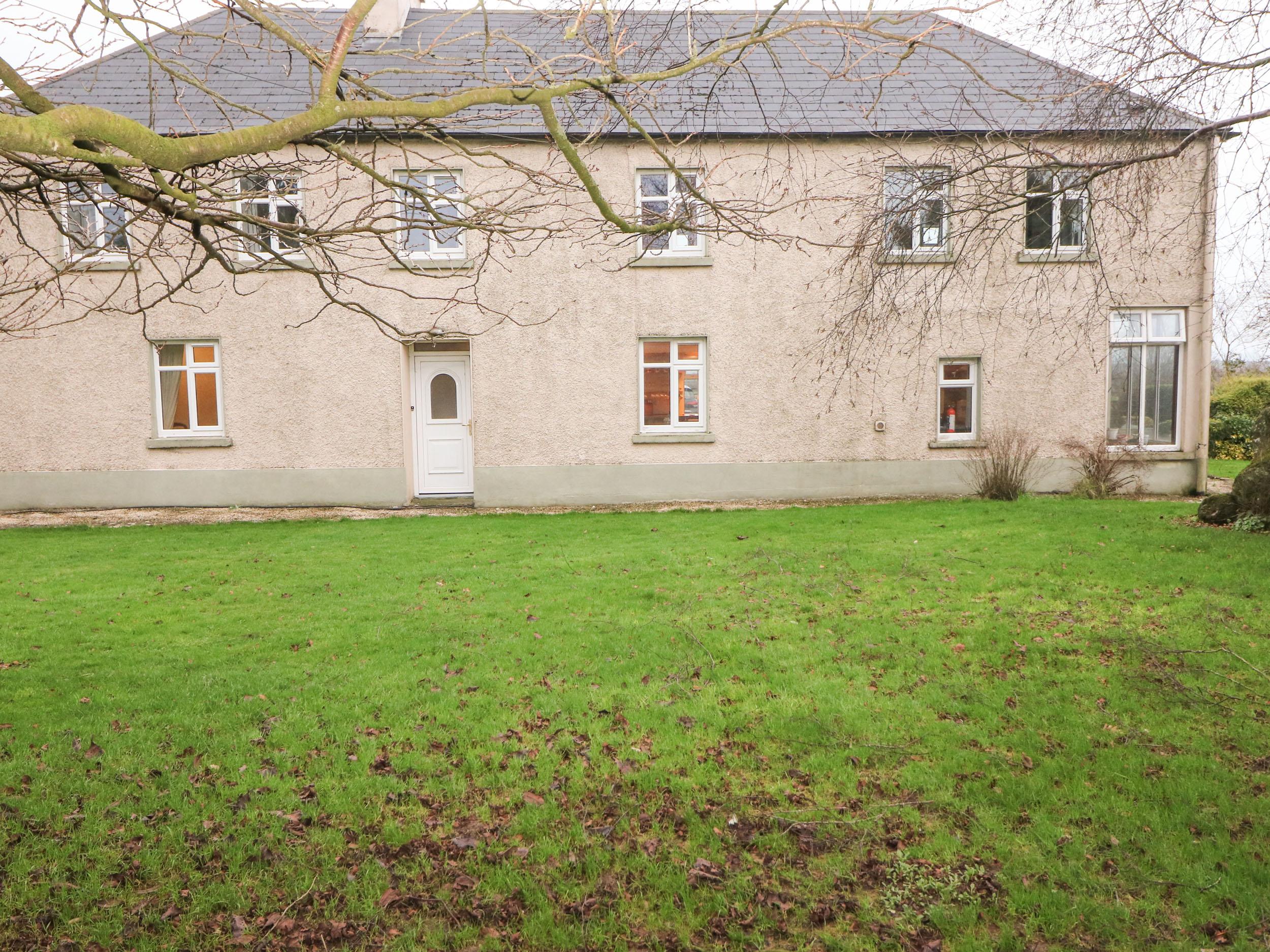Holiday Cottage Reviews for Ballygrennan House - Holiday Cottage in Newcastle West, Limerick