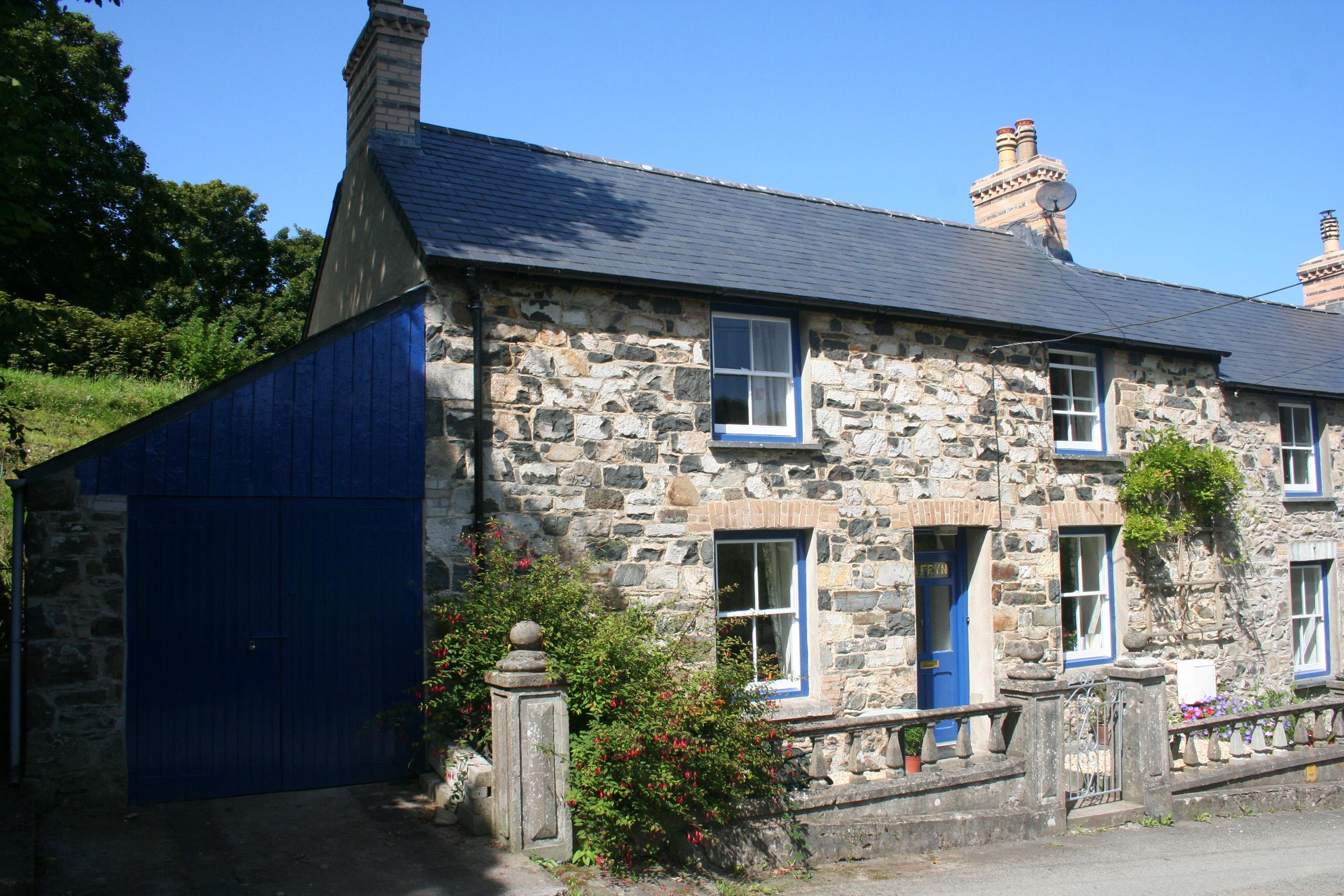 Holiday Cottage Reviews for Delfryn - Holiday Cottage in Newport, Pembrokeshire