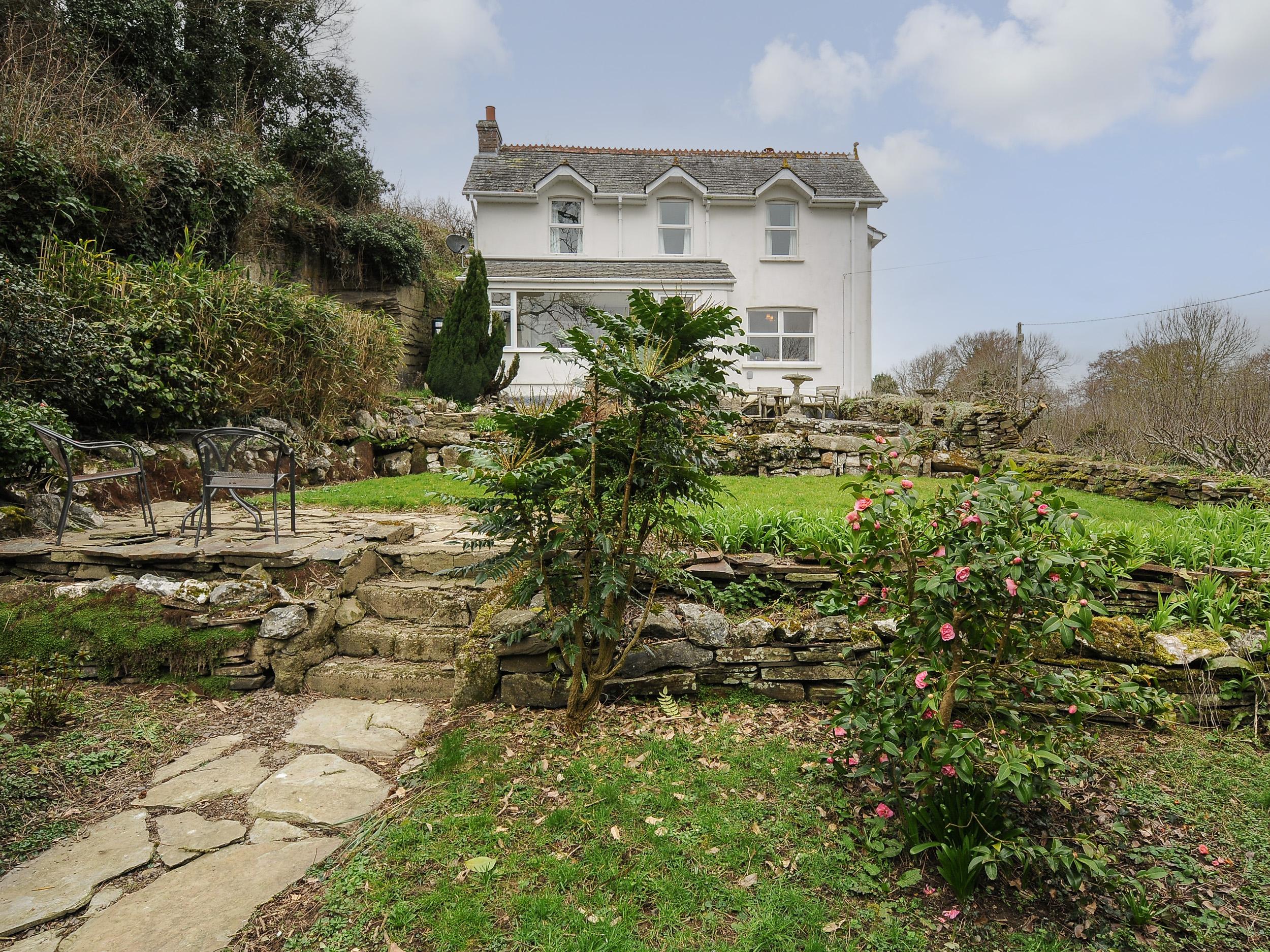 Holiday Cottage Reviews for Kirland - Holiday Cottage in St Kew Highway, Cornwall Inc Scilly