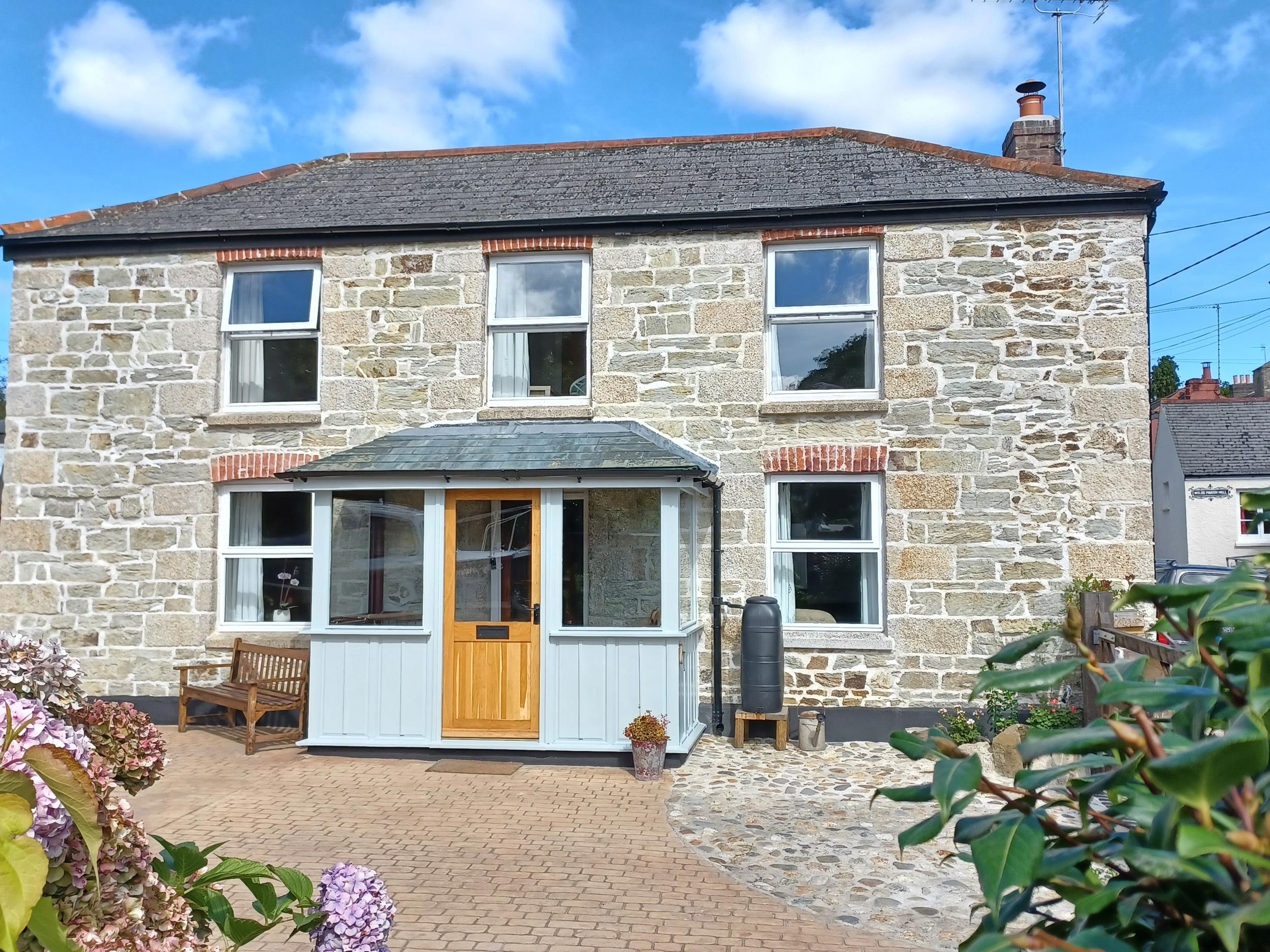 Holiday Cottage Reviews for Woodbine Cottage - Holiday Cottage in Falmouth, Cornwall Inc Scilly