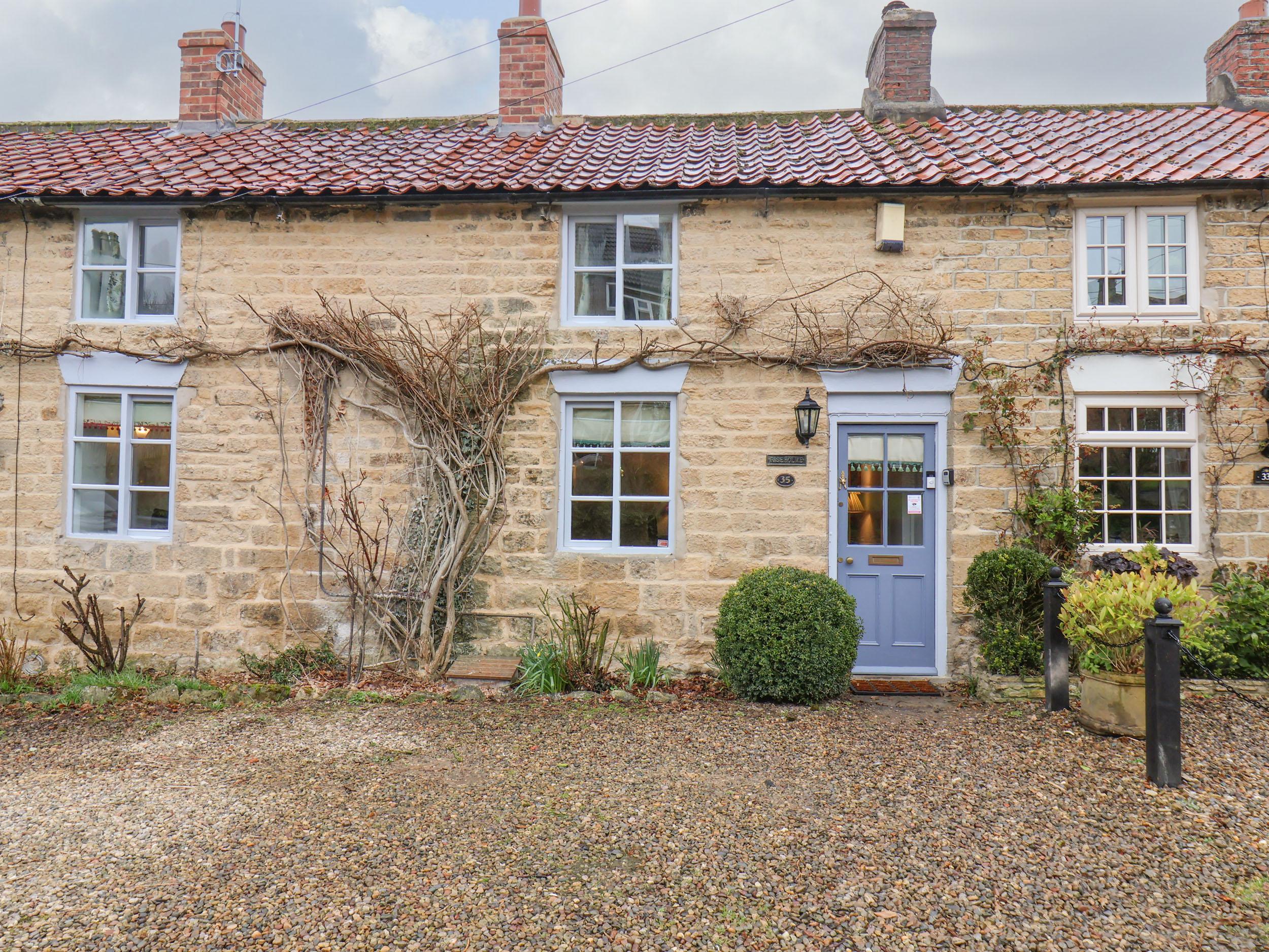 Holiday Cottage Reviews for Riseholme - Holiday Cottage in Ebberston, North Yorkshire