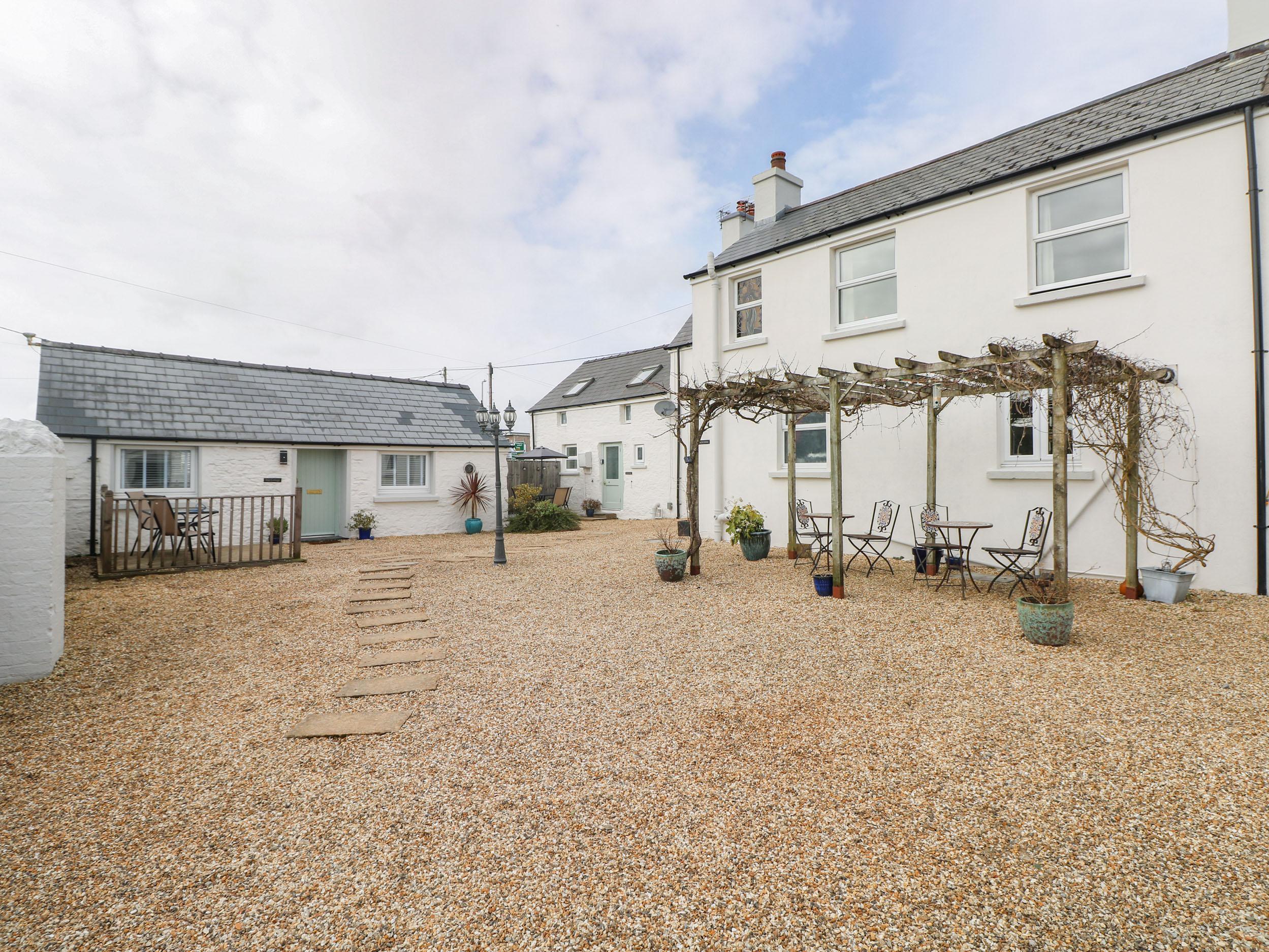 Holiday Cottage Reviews for Sun Rise Cottage - Holiday Cottage in Kilgetty, Pembrokeshire