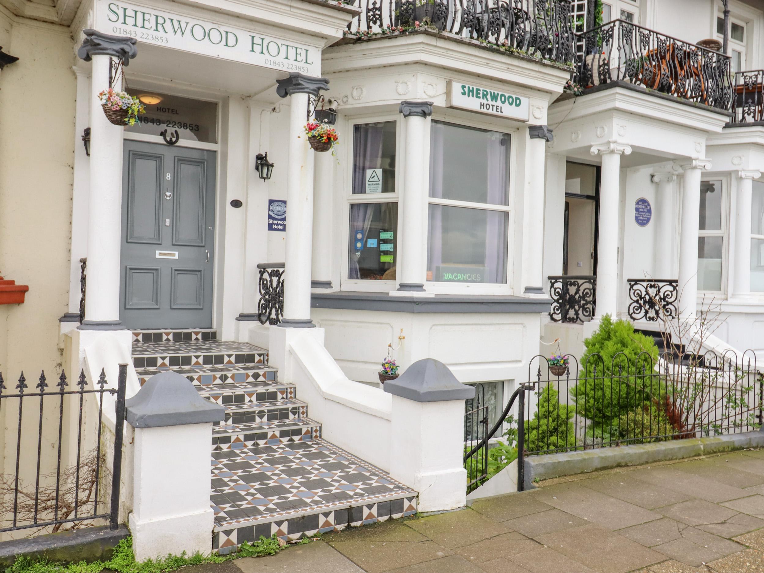 Holiday Cottage Reviews for Sherwood Apartment - Holiday Cottage in Margate, Kent