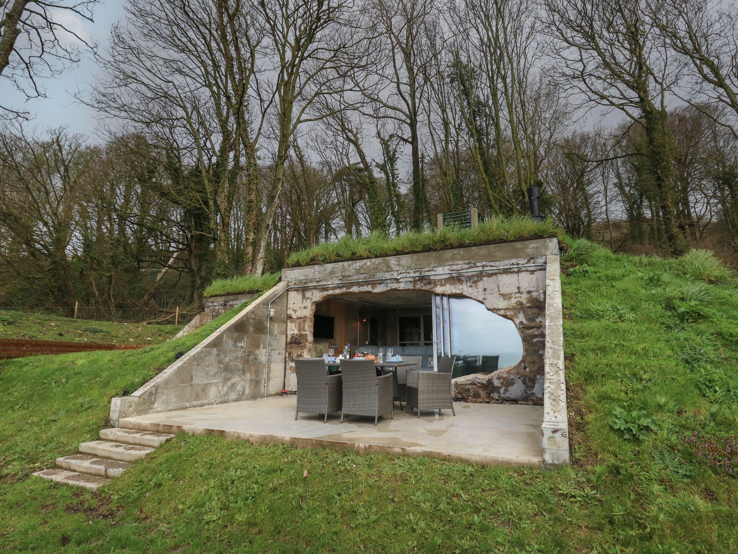 Holiday Cottage Reviews for The Transmitter Bunker - Holiday Cottage in Ringstead Bay, Dorset