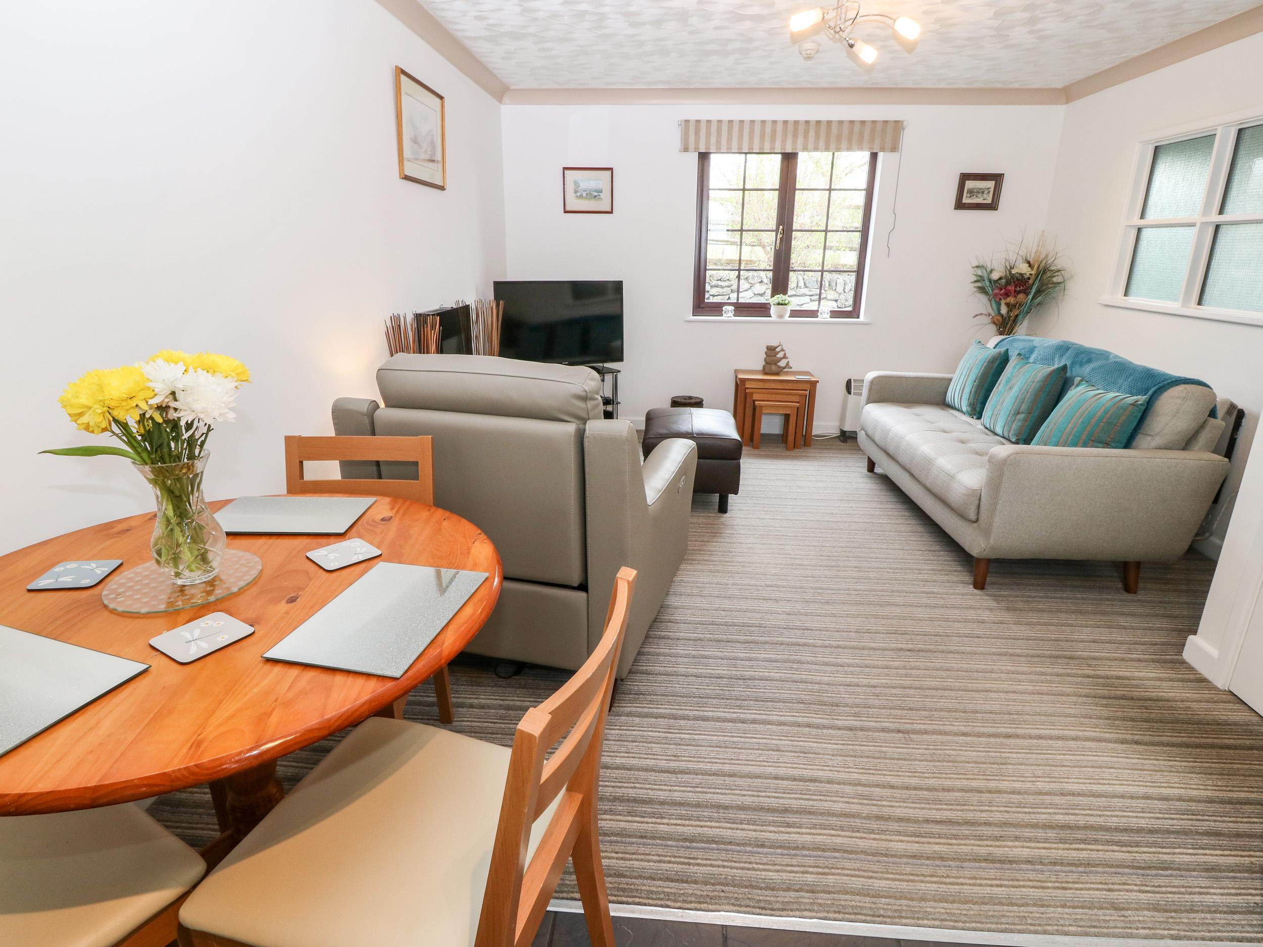 Holiday Cottage Reviews for Cae Ffynnon - Holiday Cottage in Llangefni, Isle of Anglesey