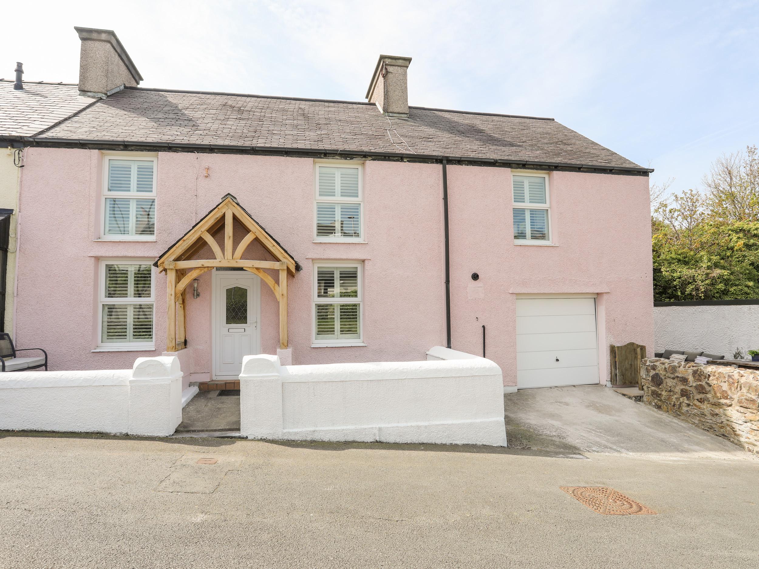Holiday Cottage Reviews for 13 Quay Street - Holiday Cottage in Amlwch, Isle of Anglesey