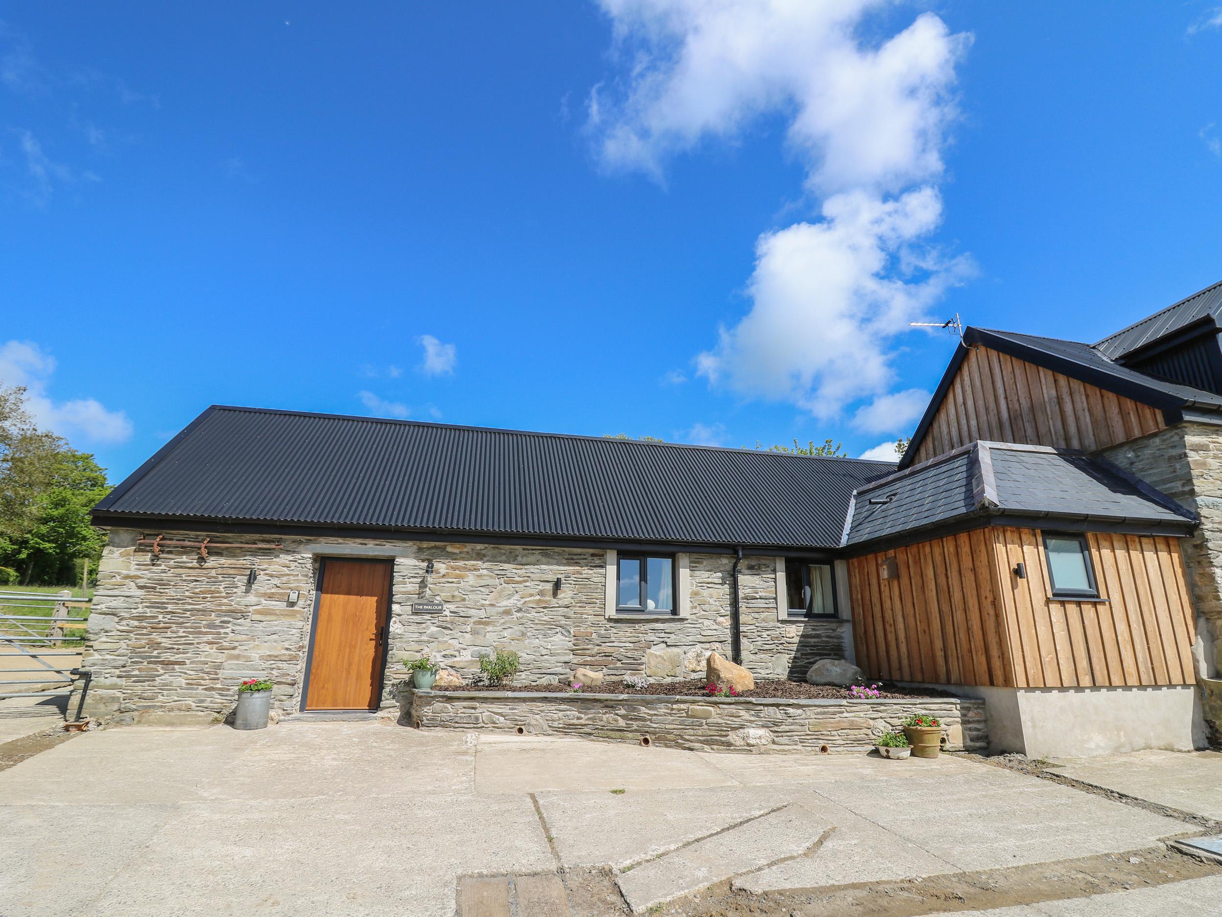 Holiday Cottage Reviews for The Parlour - Holiday Cottage in Cardigan, Ceredigion
