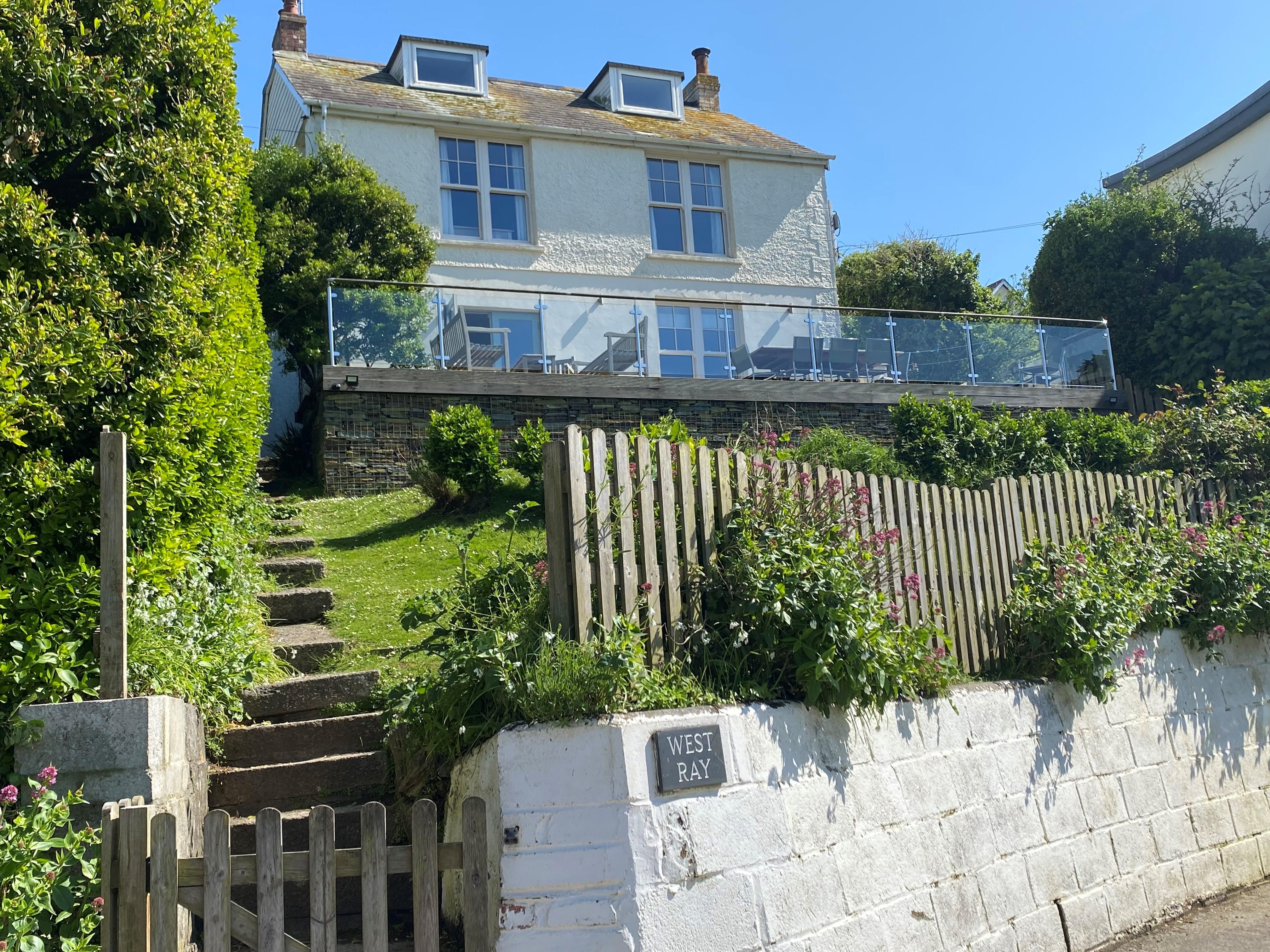 Holiday Cottage Reviews for Westray House - Holiday Cottage in Polzeath, Cornwall Inc Scilly