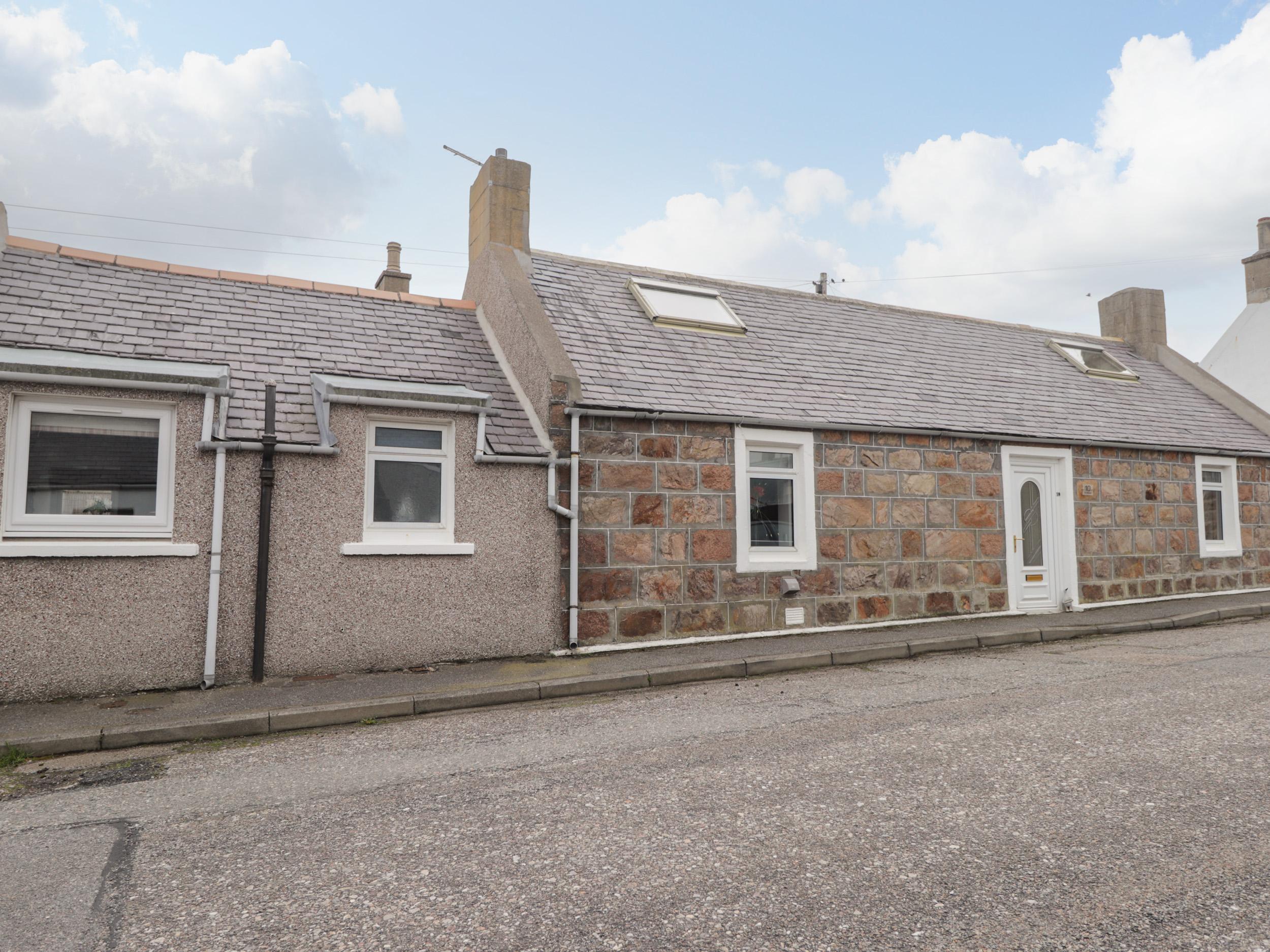 Holiday Cottage Reviews for The Retreat - Holiday Cottage in Portknockie, Moray