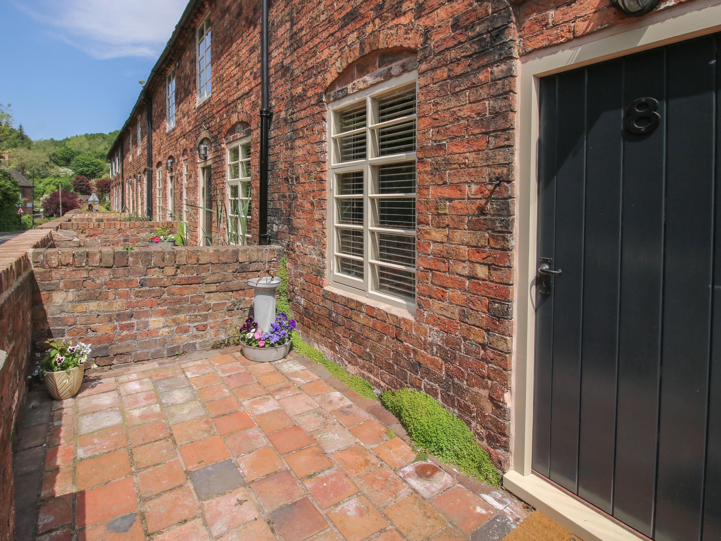 Holiday Cottage Reviews for Number 7 - Holiday Cottage in Telford , Shropshire