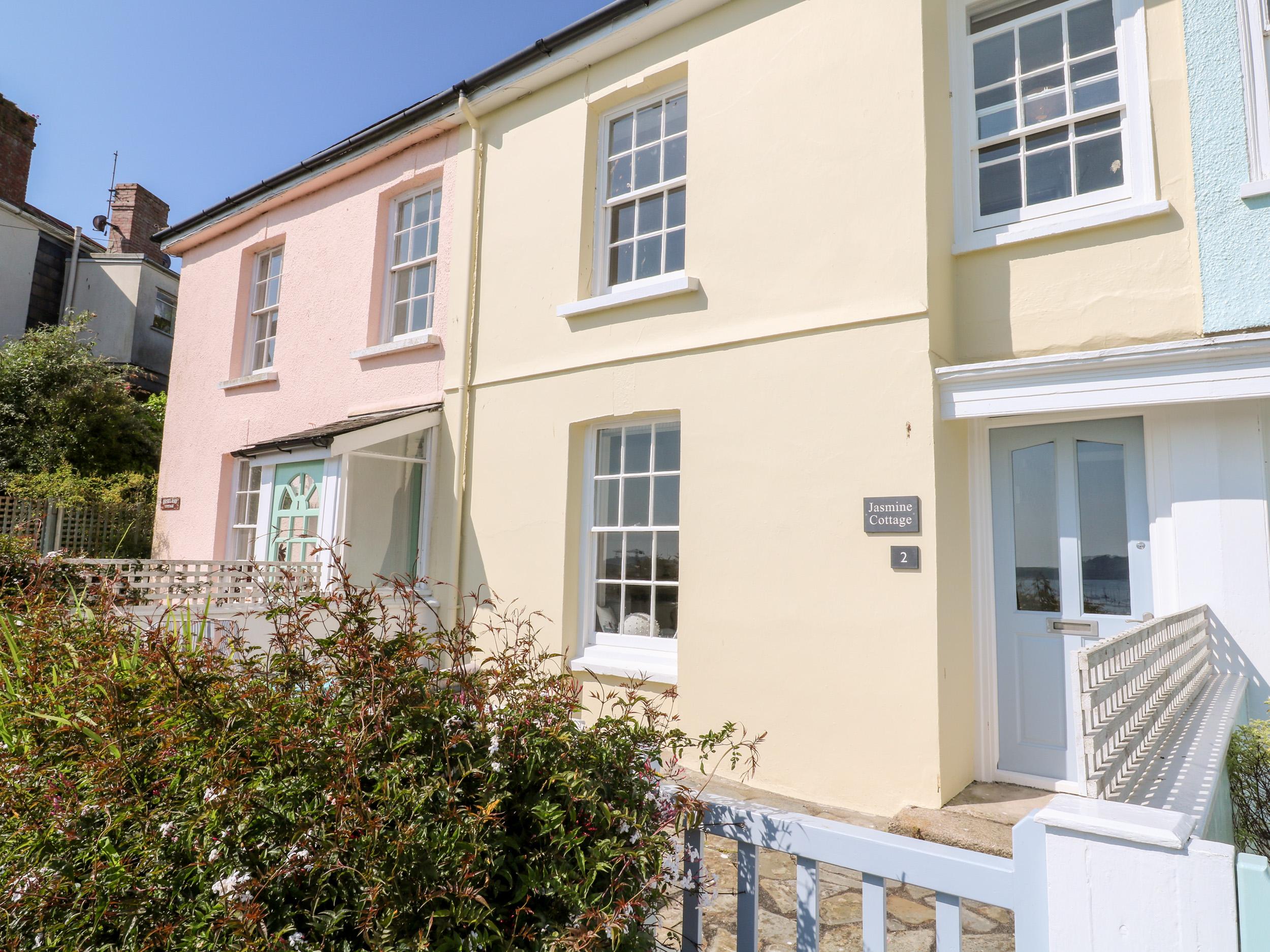 Holiday Cottage Reviews for Jasmine Cottage - Holiday Cottage in Falmouth, Cornwall Inc Scilly