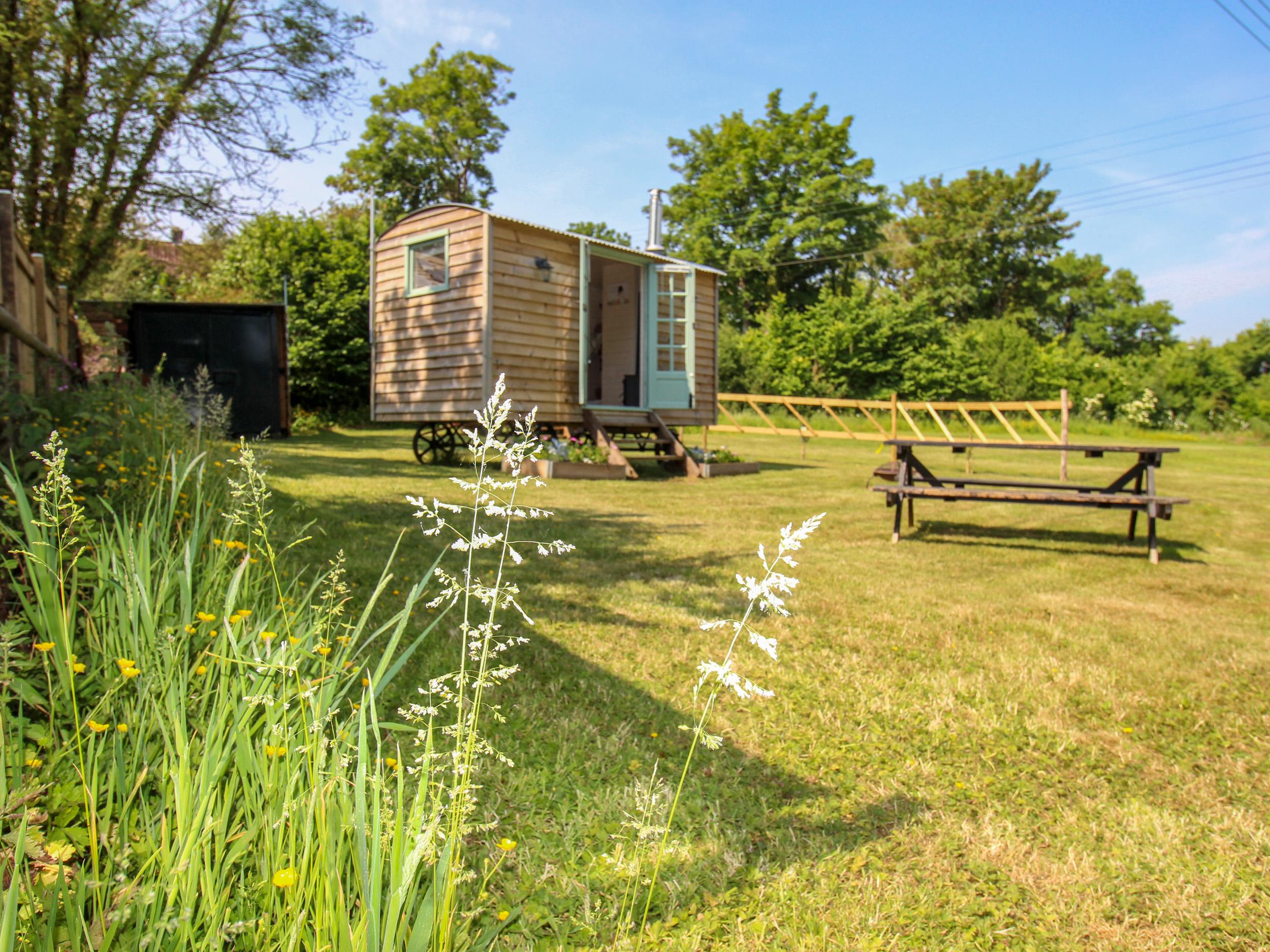 Holiday Cottage Reviews for Acres Meadow - Holiday Cottage in Dorchester, Dorset