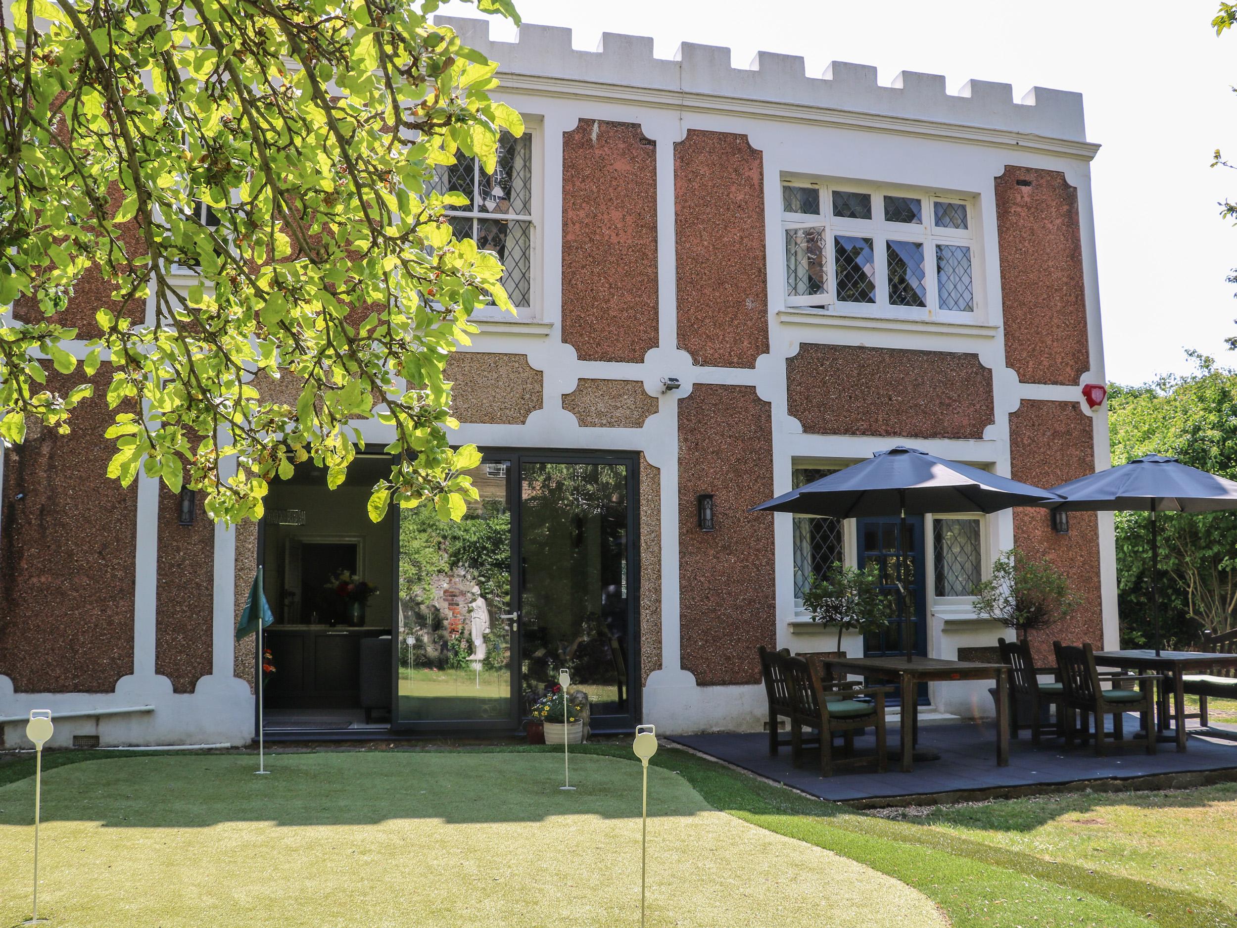 Holiday Cottage Reviews for The Hideaway - Holiday Cottage in Hove, Brighton