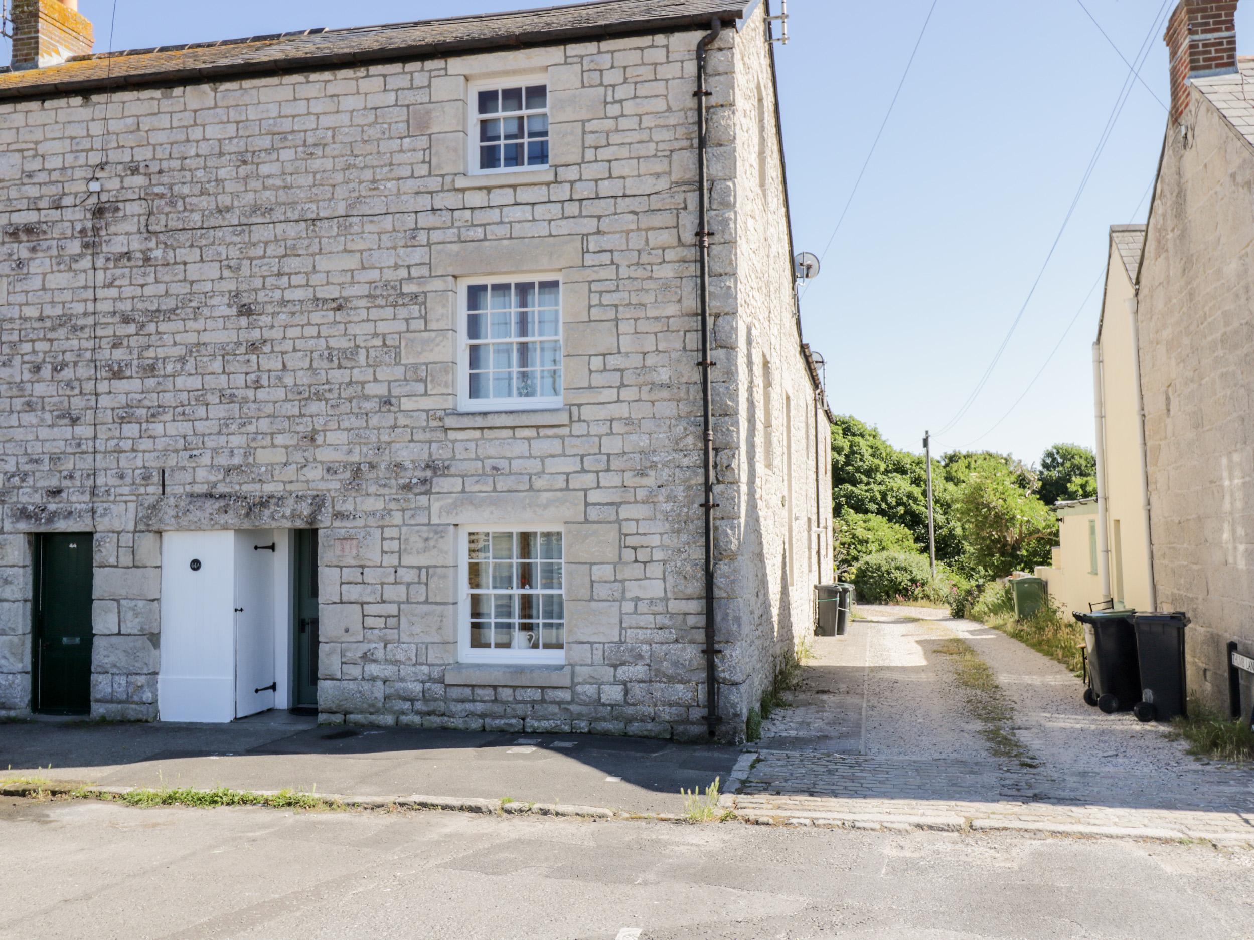 Holiday Cottage Reviews for Ola Cottage - Holiday Cottage in Portland, Dorset